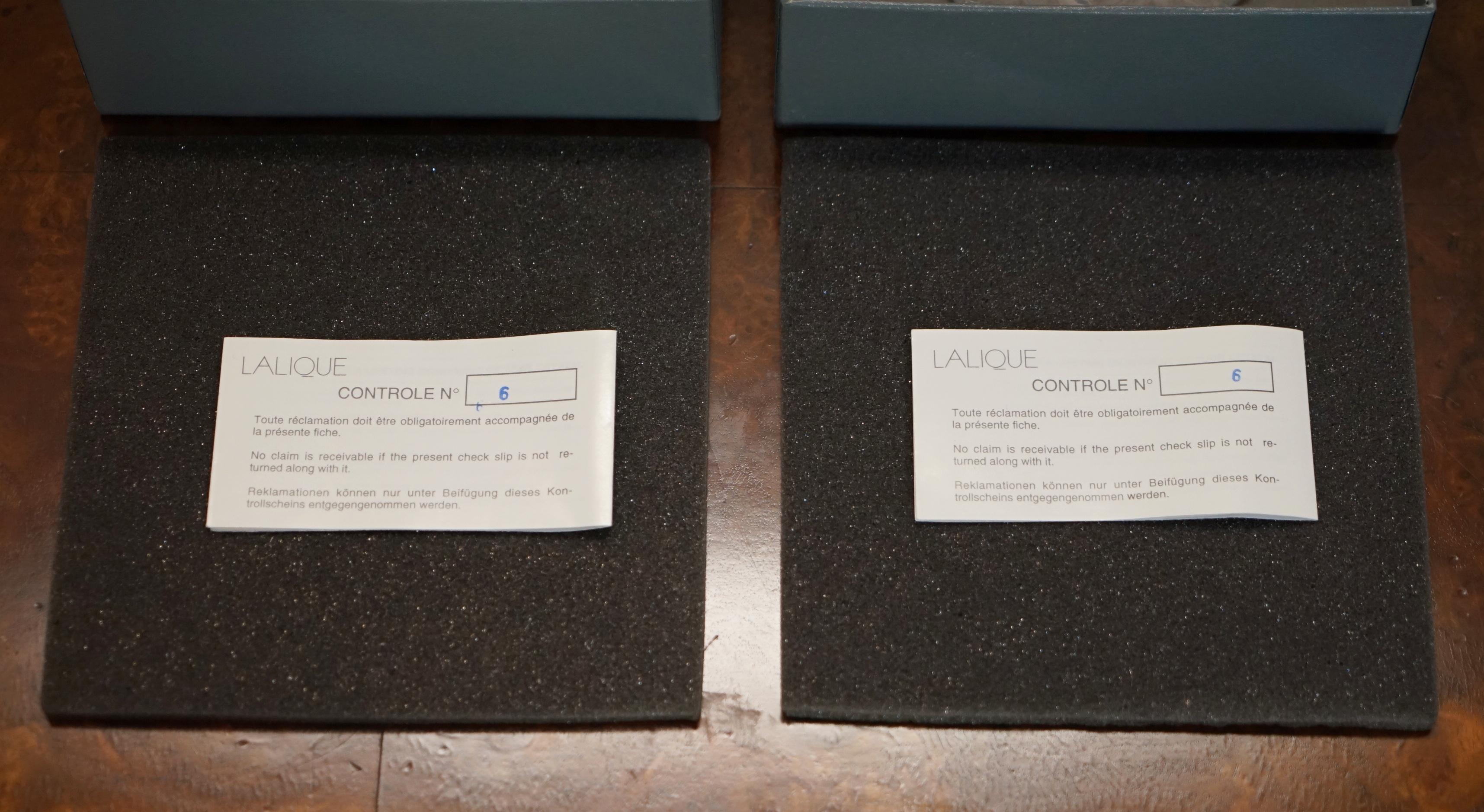 Paar brandneue Rene Lalique Cendrier Honfleur Kleine Geschirrschalen, im Karton im Angebot 3