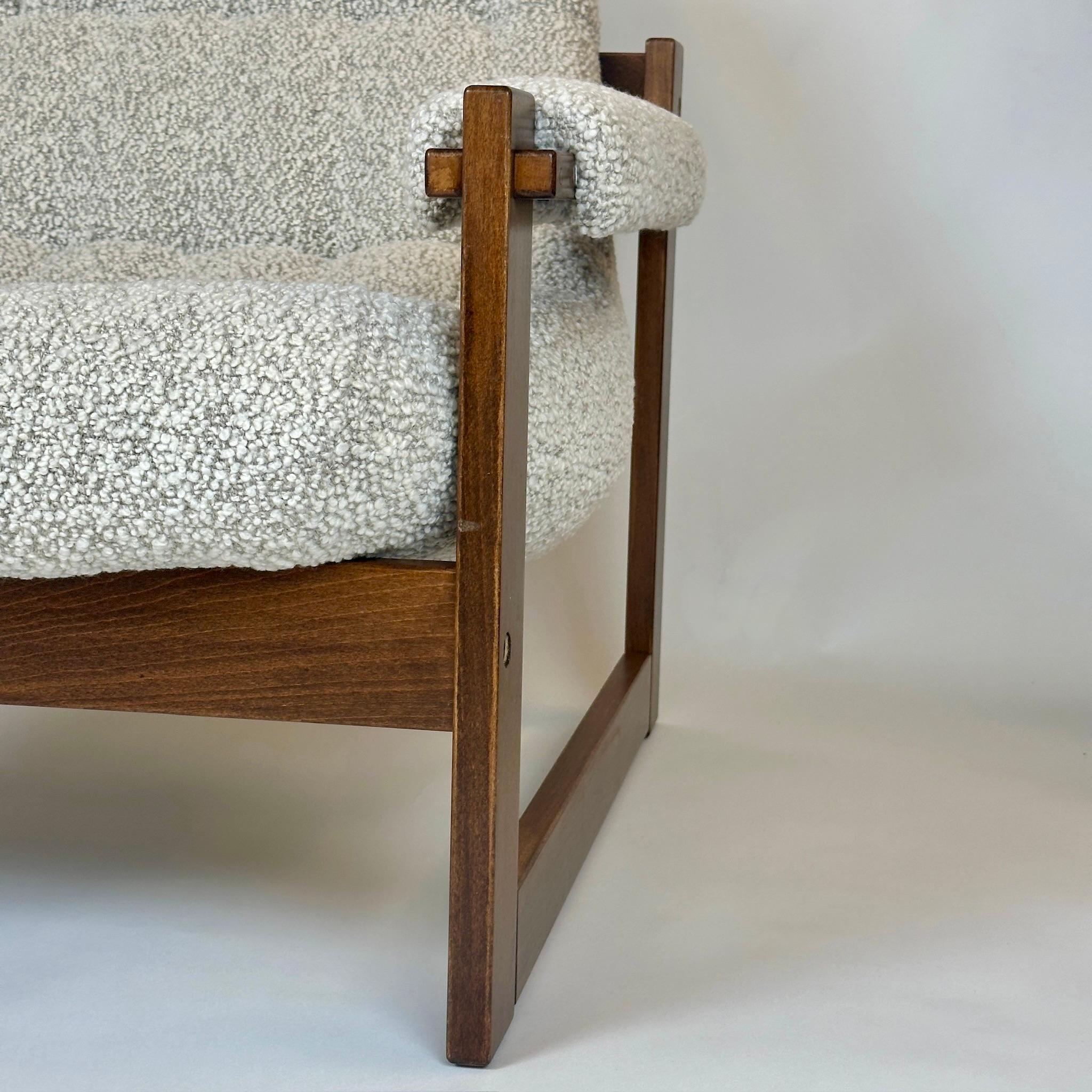 Paire de chaises en bois brésilien et laine beige Bouclè MP-163 Earth par Percival Lafer en vente 7