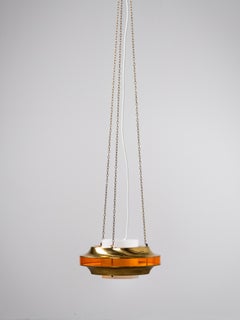 Paire de suspensions en laiton et acrylique, création de Kai Ruokonen pour LYNX, Finlande, années 1970