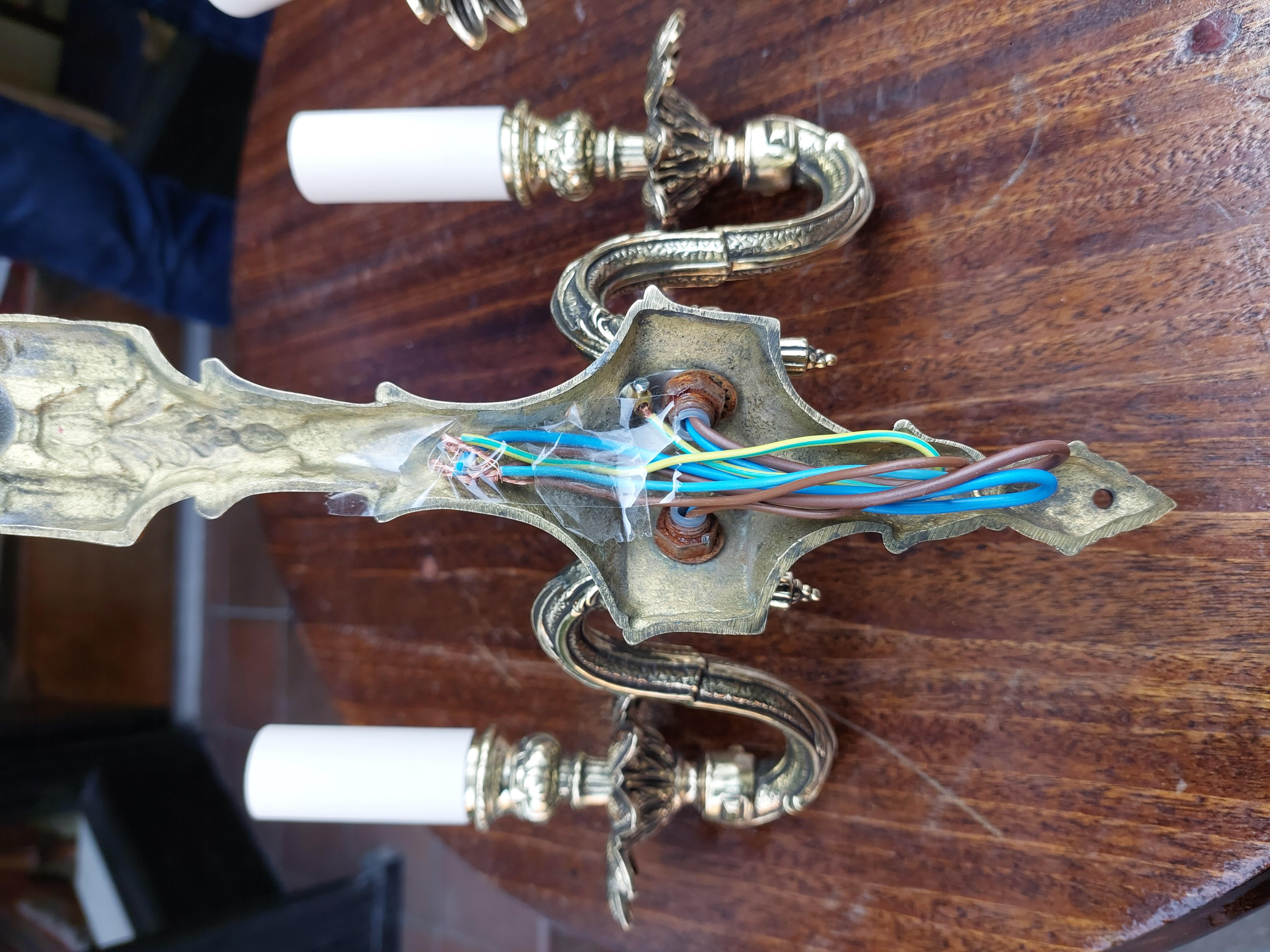 Pair of Brass Adam-Style Twin-Branch Wall Lights en vente 4
