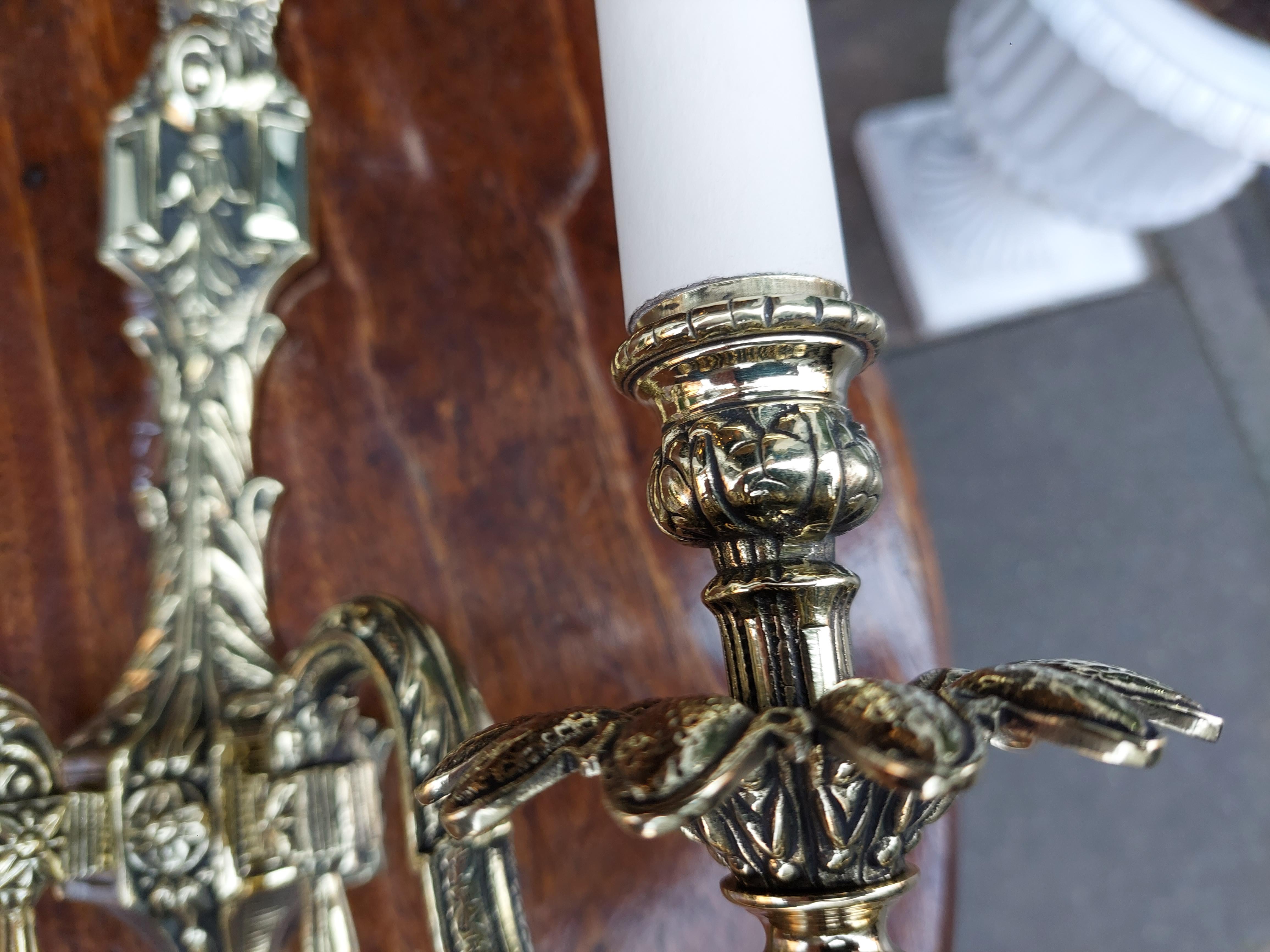 Pair of Brass Adam-Style Twin-Branch Wall Lights en vente 1