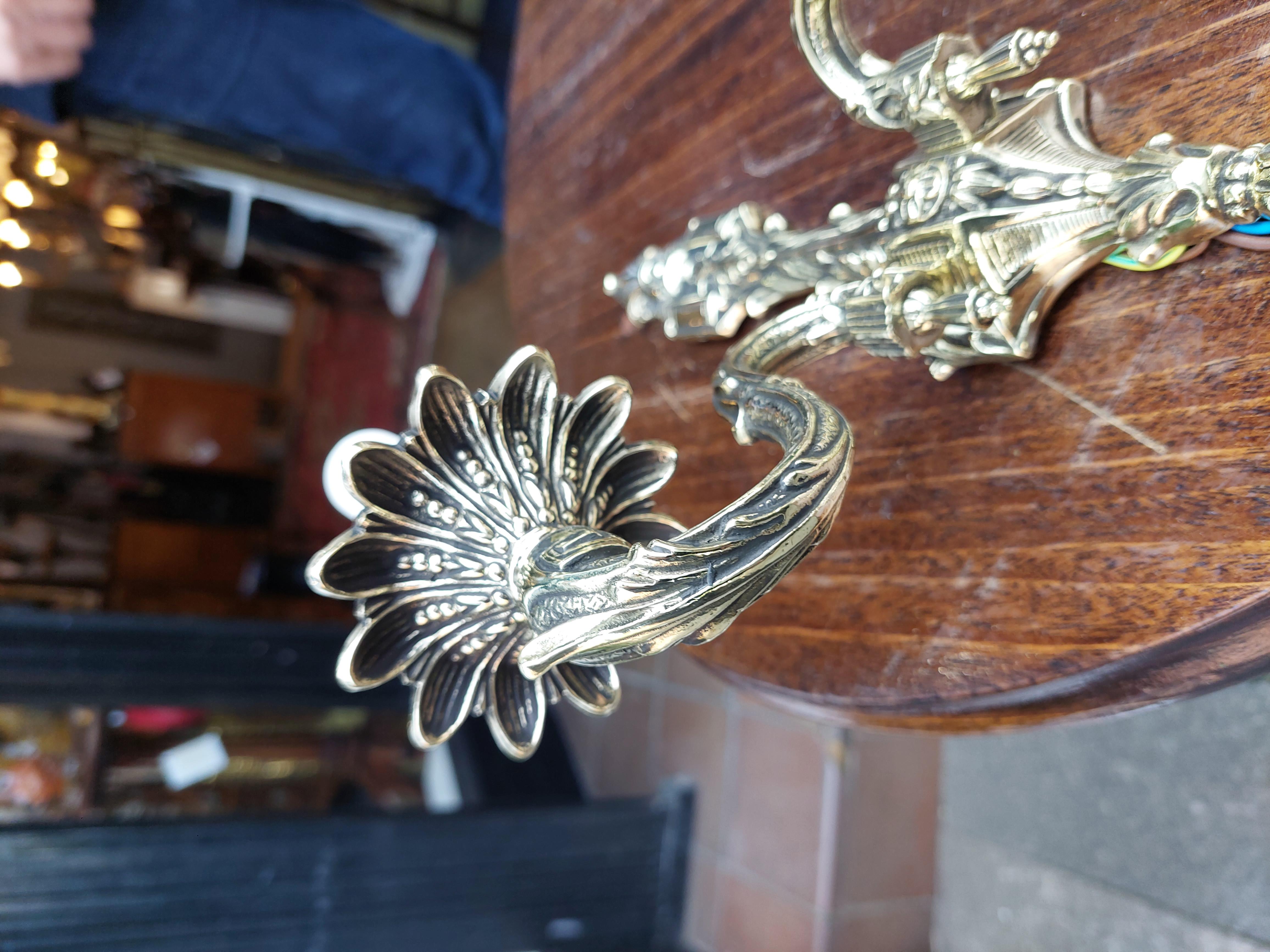 Pair of Brass Adam-Style Twin-Branch Wall Lights en vente 2