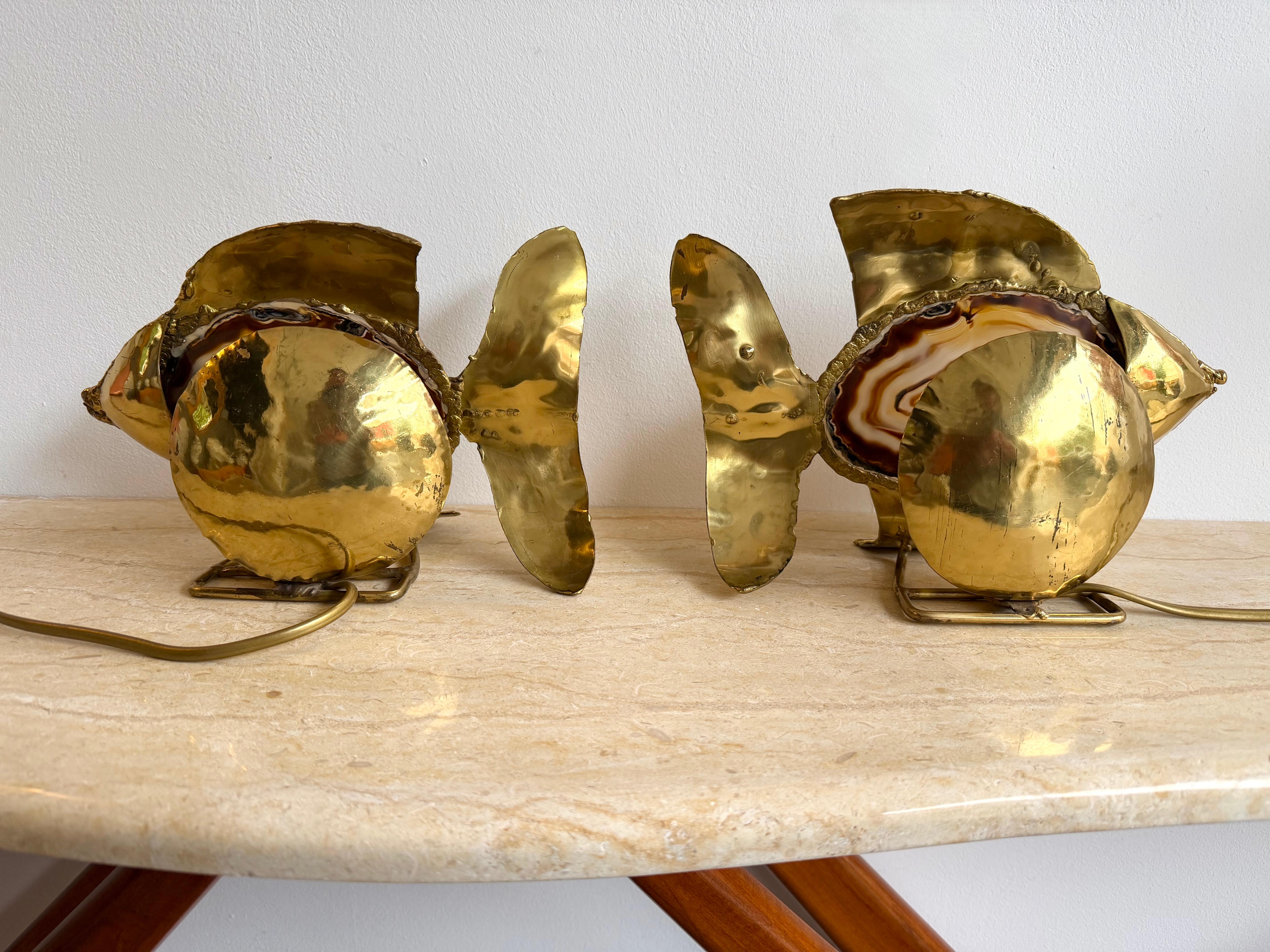 Pareja de lámparas pez de ágata de latón de Henri Fernandez, Francia, años 80 en venta 5