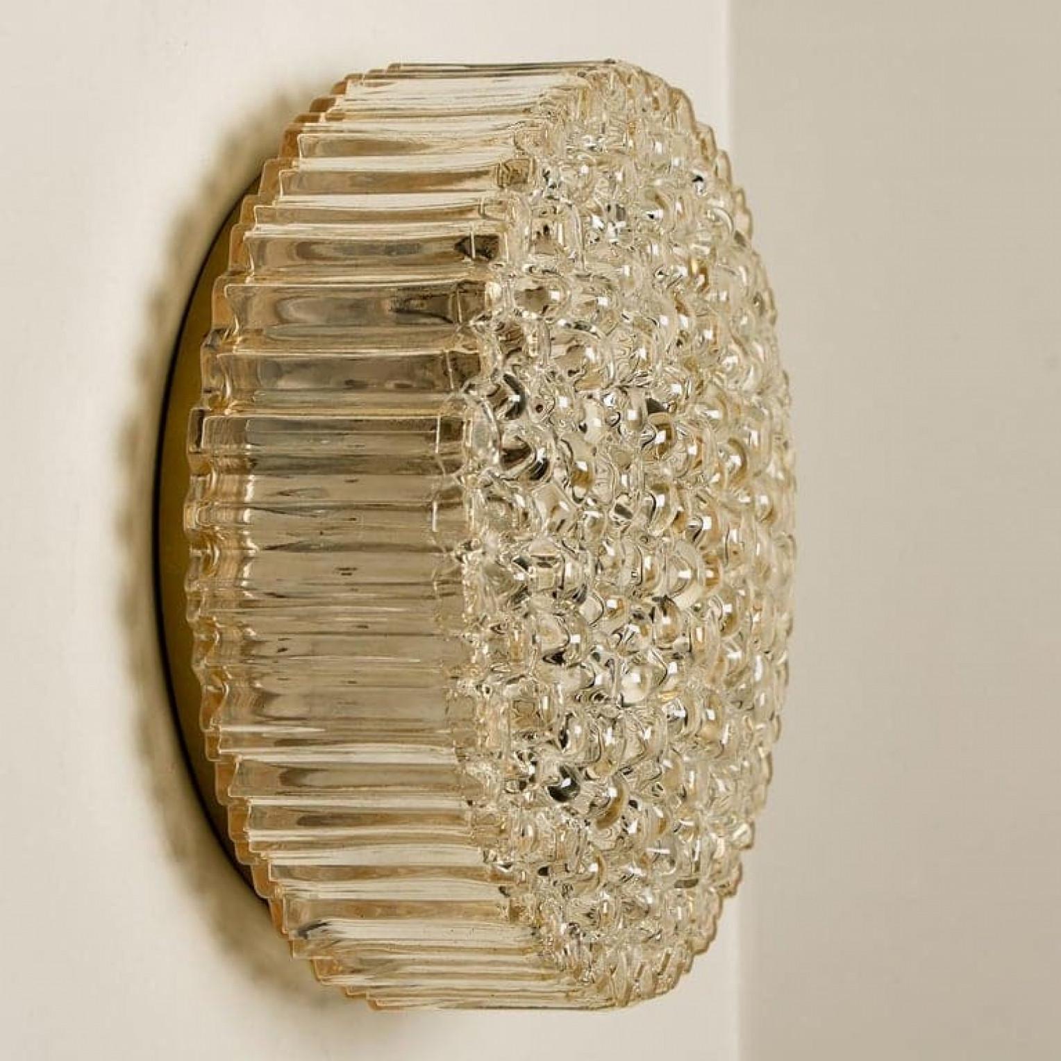 Pareja de apliques/plafones de latón y cristal ámbar de Motoko Isshi para Staff en venta 8