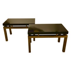 Paire de tables d'appoint en laiton et laque noire de Guy Lefevre pour Maison Jansen