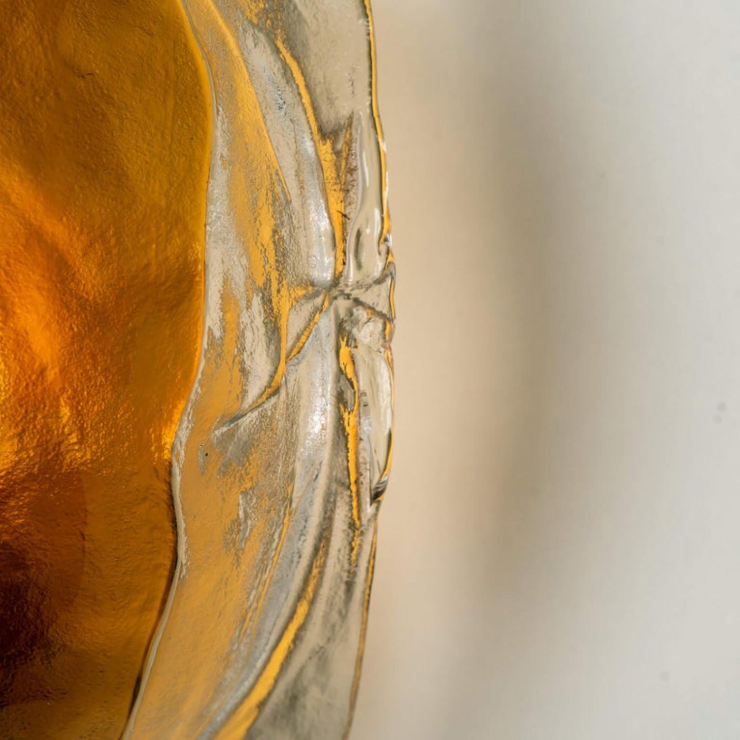 Wandleuchten aus Messing und braunem Glas aus mundgeblasenem Muranoglas von J. Kalmar, Paar im Angebot 3