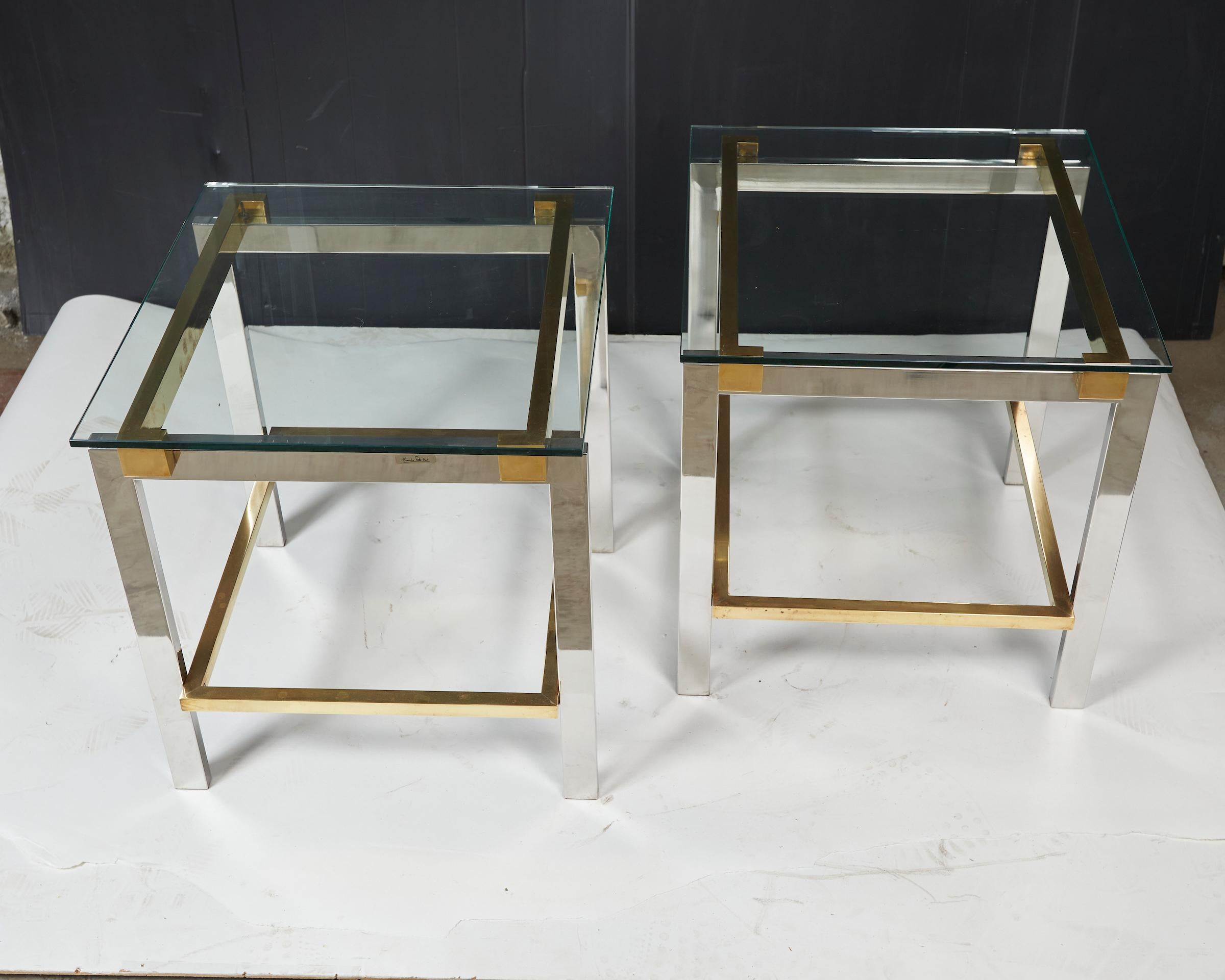 Mid-Century Modern Pair of Brass and Chrome Side Tables by Romeo Rega For Sale