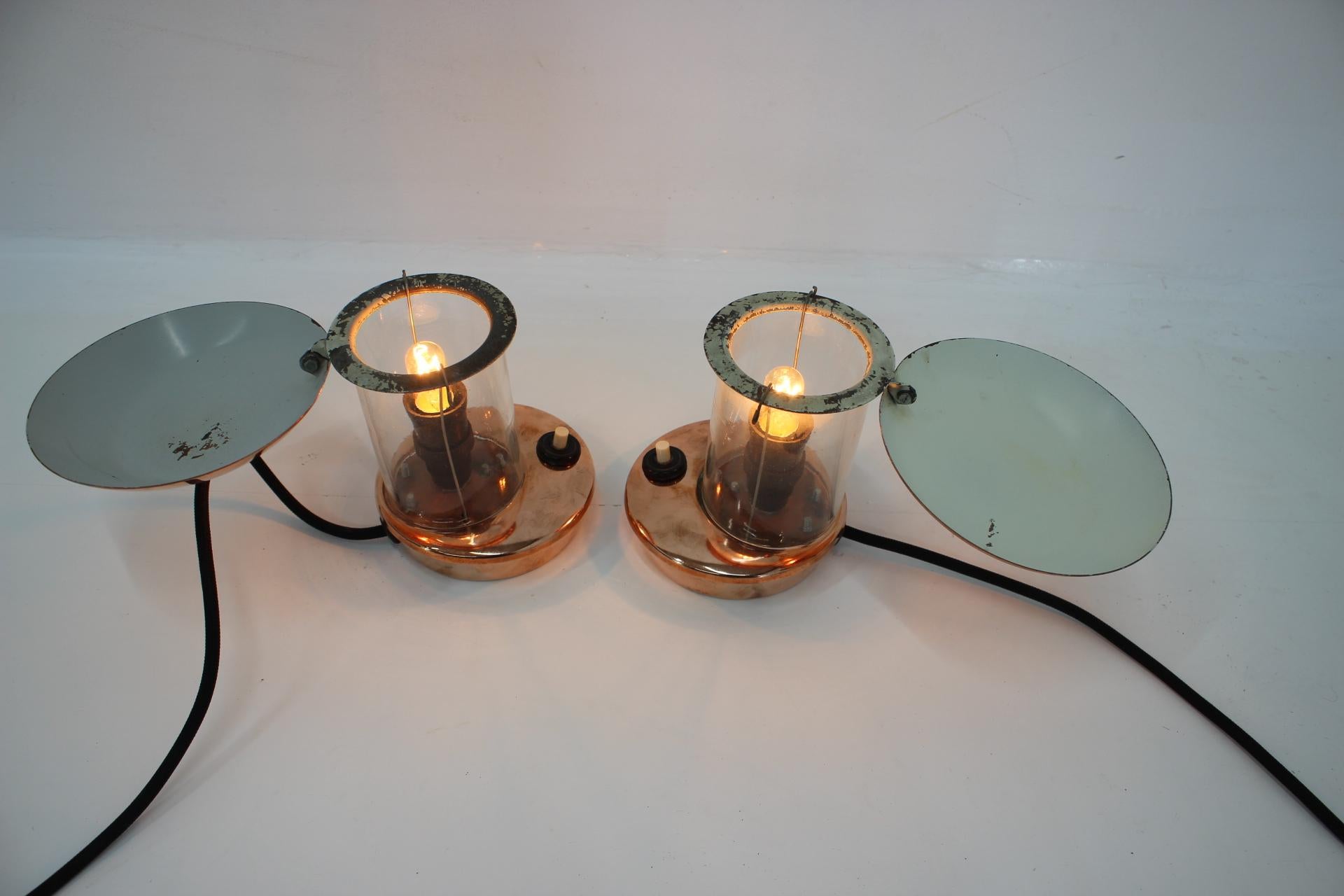 Mid-20th Century Pair of Brass and Glass Bauhaus Table Lamps, 1940s For Sale