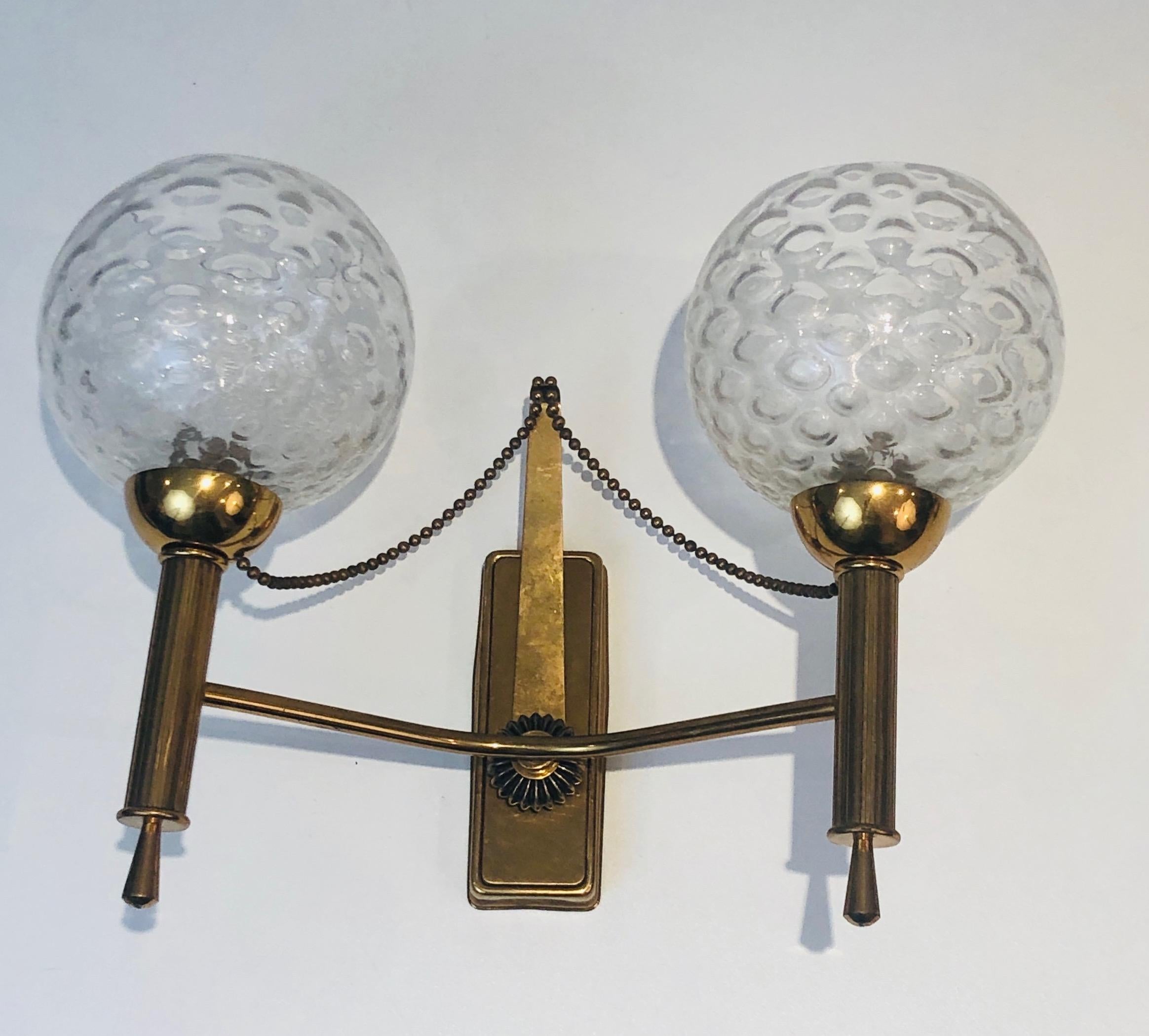 Mid-Century Modern Pair of Brass and Glass Bowls Wall Sconces, French Work, Circa 1970 For Sale