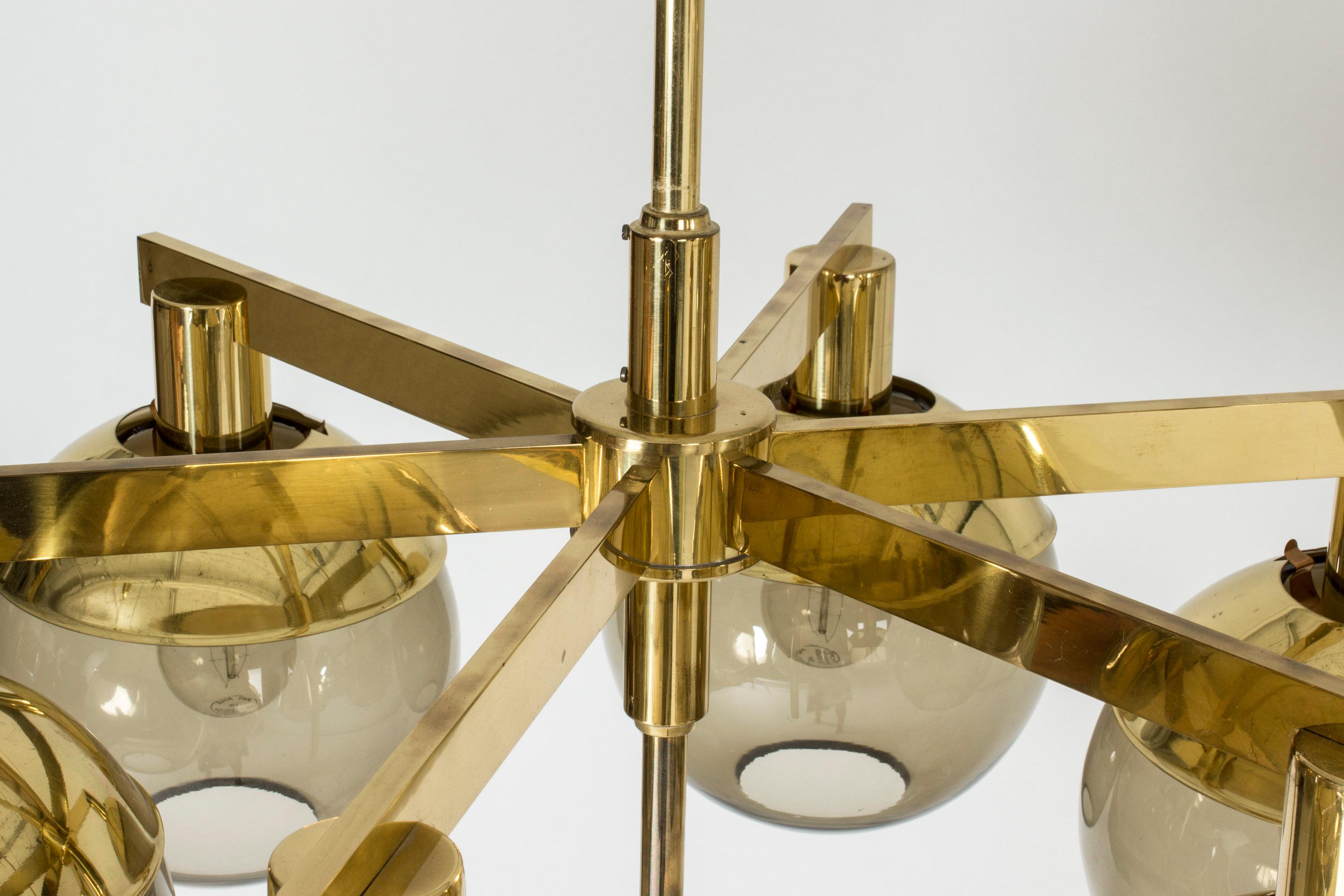 Pair of Brass and Glass Chandeliers by Hans-Agne Jakobsson In Good Condition For Sale In Stockholm, SE