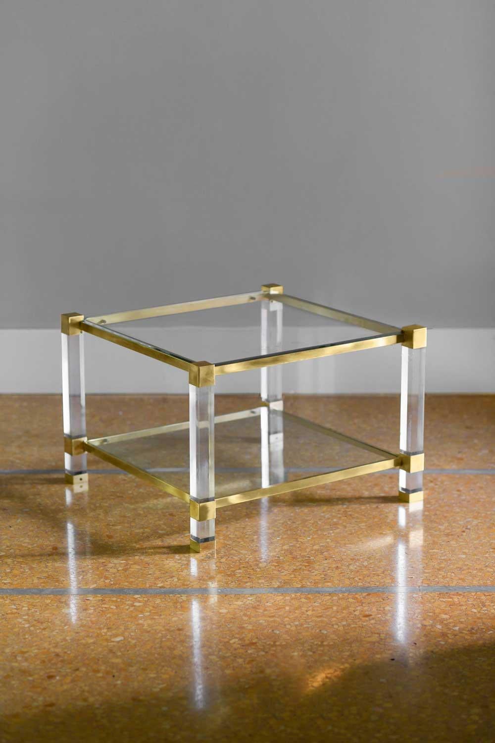 Pair of brass and glass coffee tables 1970
Product details
Dimensions of the single coffee table: 60L x 40H x 60D cm