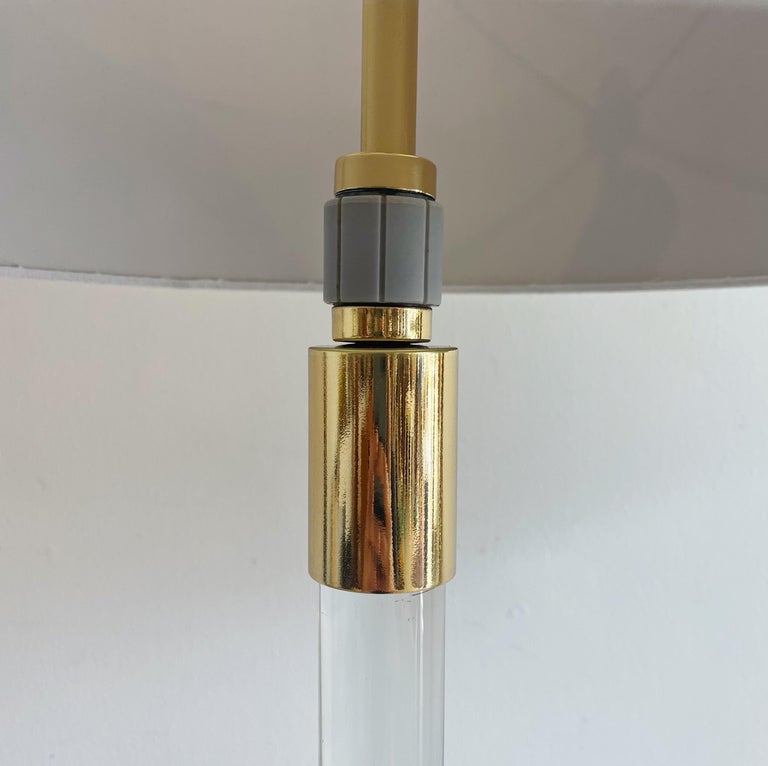 Pair of Brass and Glass Floor Lamps by Hansen Lighting Company, New York, 1970s For Sale at