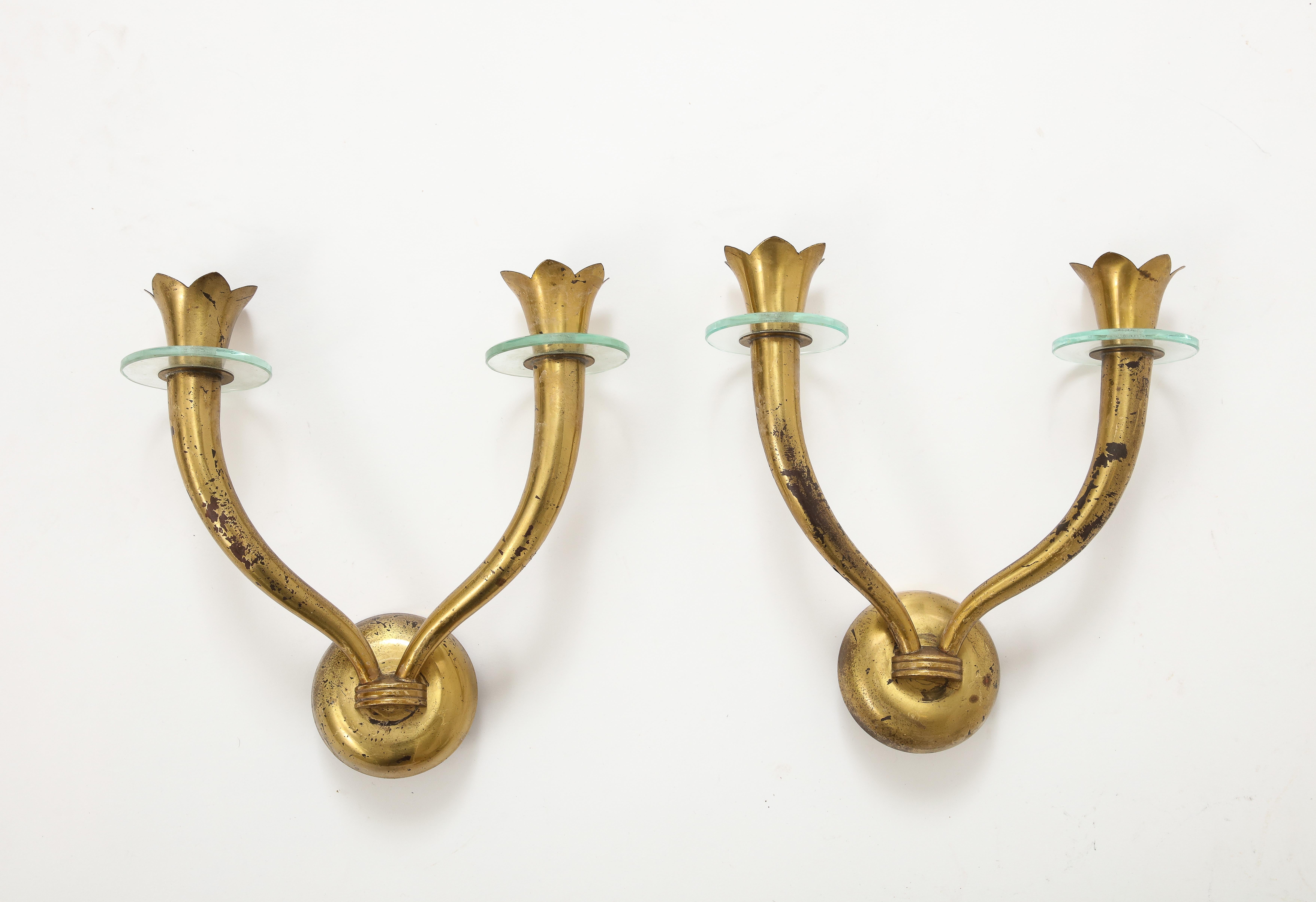Pair of Brass and Glass Modernist Sconces Att. Emilio Lancia - Italy 1950s For Sale 2