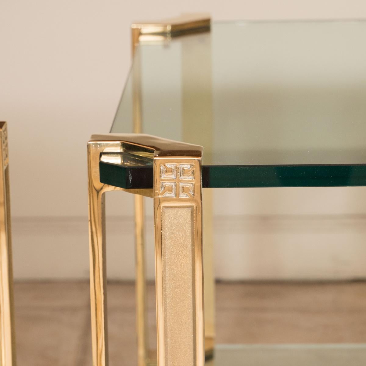 Mid-Century Modern Pair of brass and glass square end tables For Sale