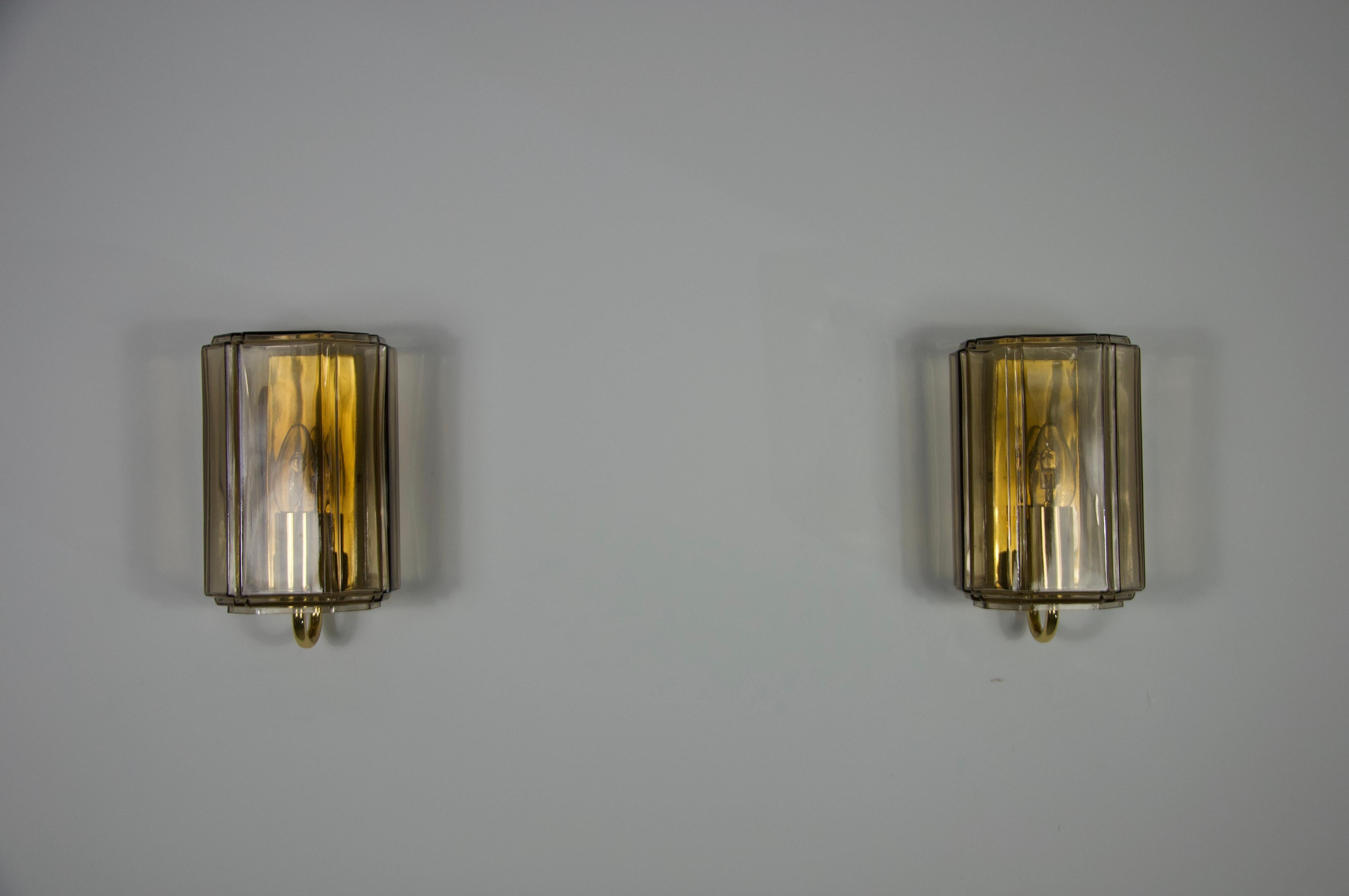 German Pair of Brass and Glass Wall Lamps by Glashütte Limburg, 1960s For Sale