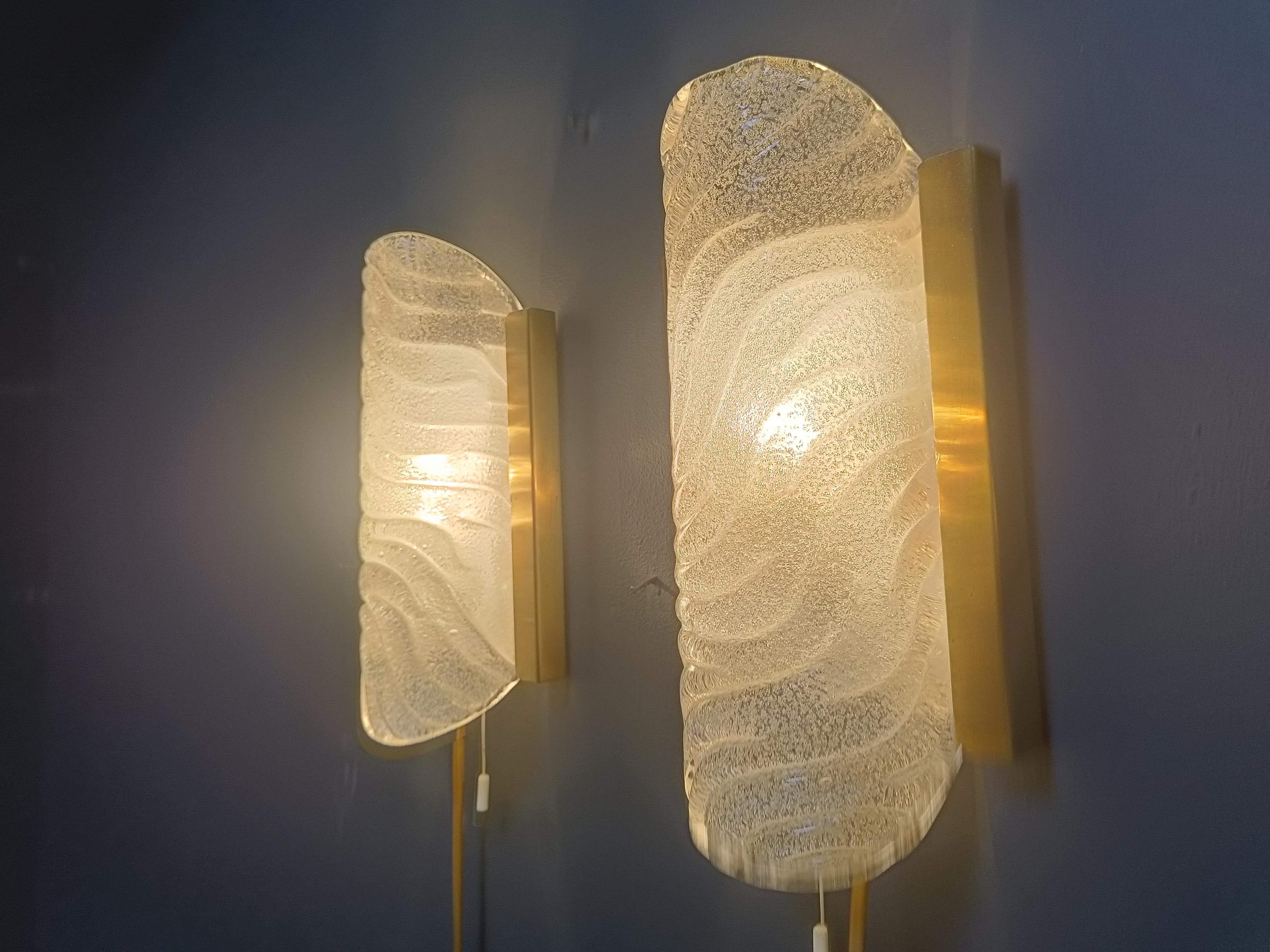 Coppia di applique in ottone e vetro di Fischer Leuchten, anni '60 In condizioni buone in vendita a Leuven, Vlaams Gewest