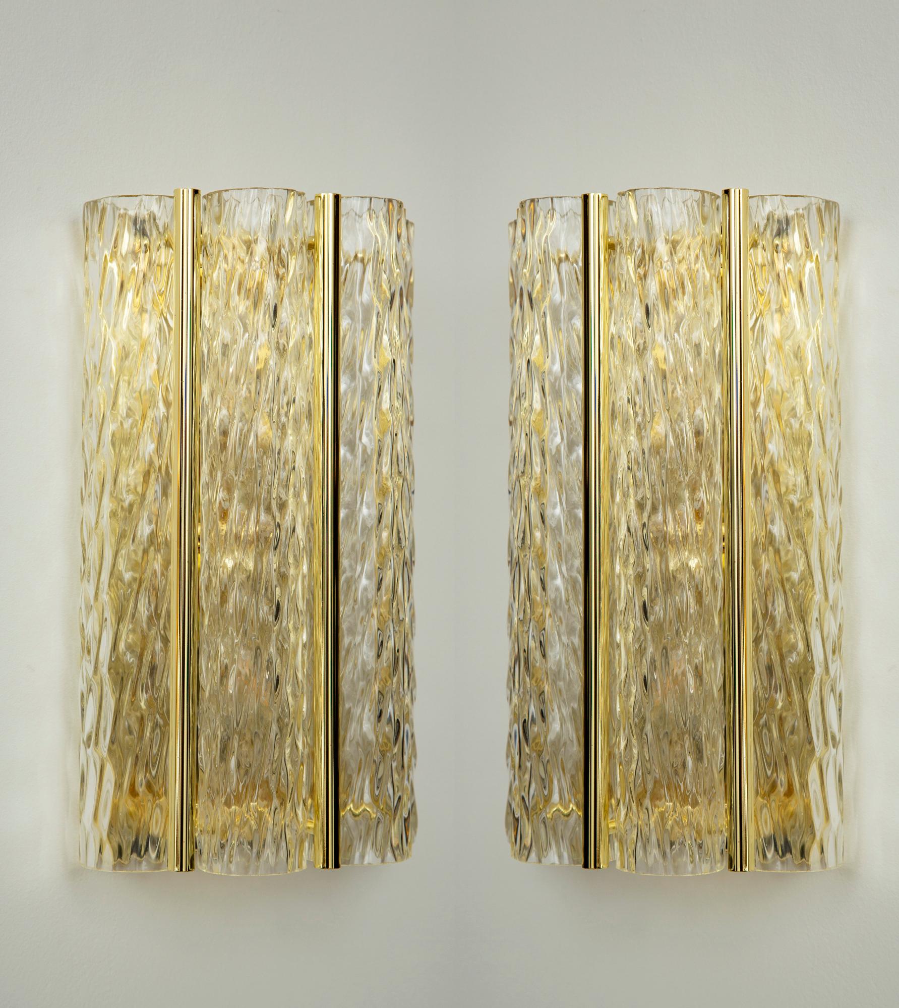 Mid-Century Modern Pair of Brass and Glass Wall Lights, Italy 1980 in Stock For Sale