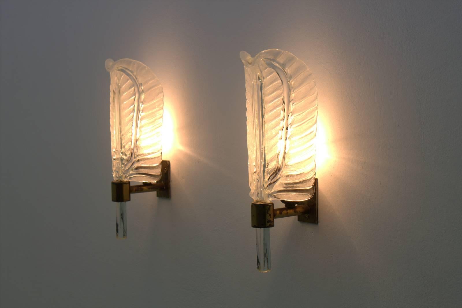 Mid-20th Century Pair of Brass and Glass Wall Sconces by Barovier Toso, 1950s