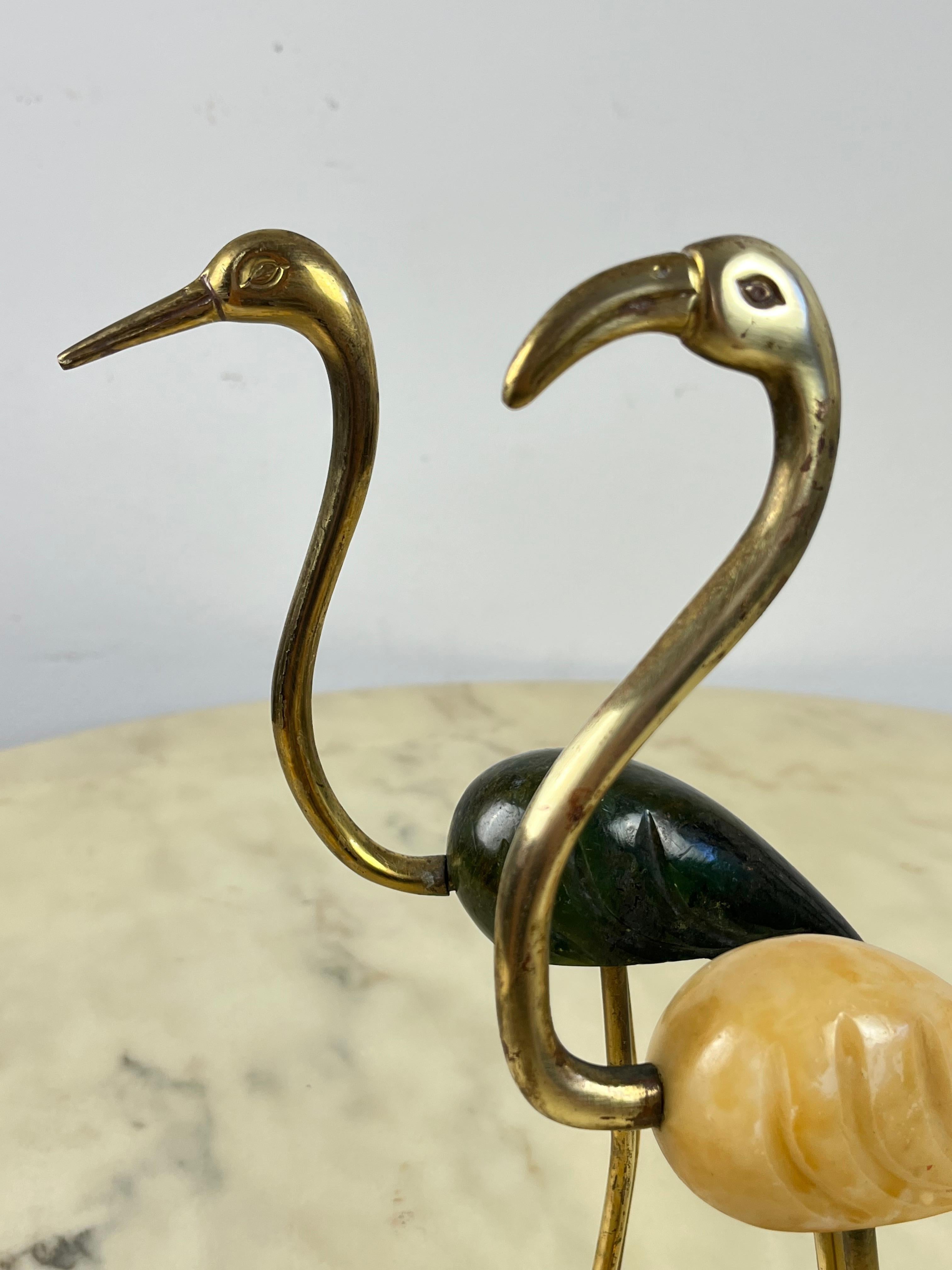 Mid-20th Century Pair of Brass and Marble Flamingos, Italy, 1950s For Sale