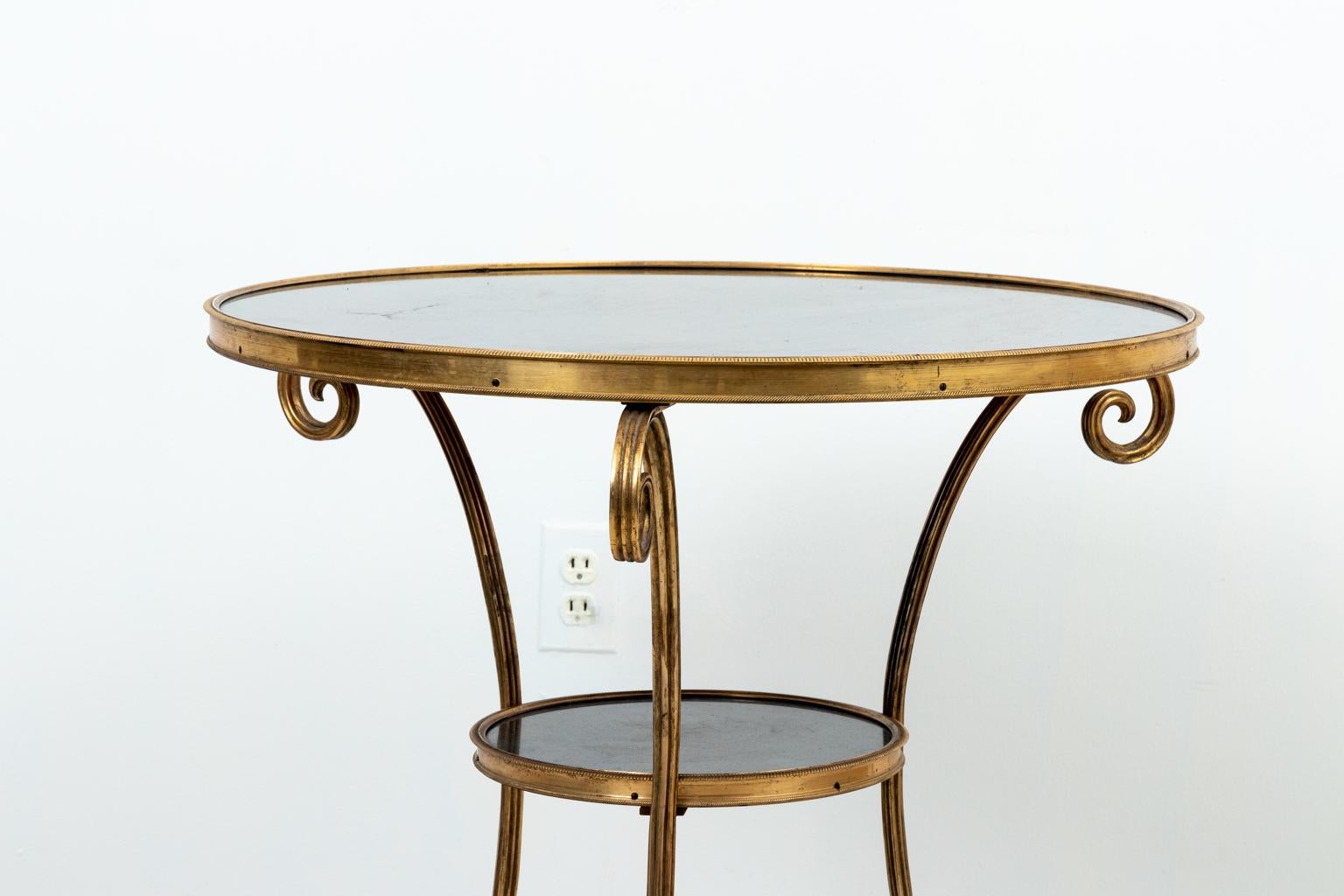 Pair of Brass and Marble Gueridon Side Tables In Good Condition For Sale In Stamford, CT