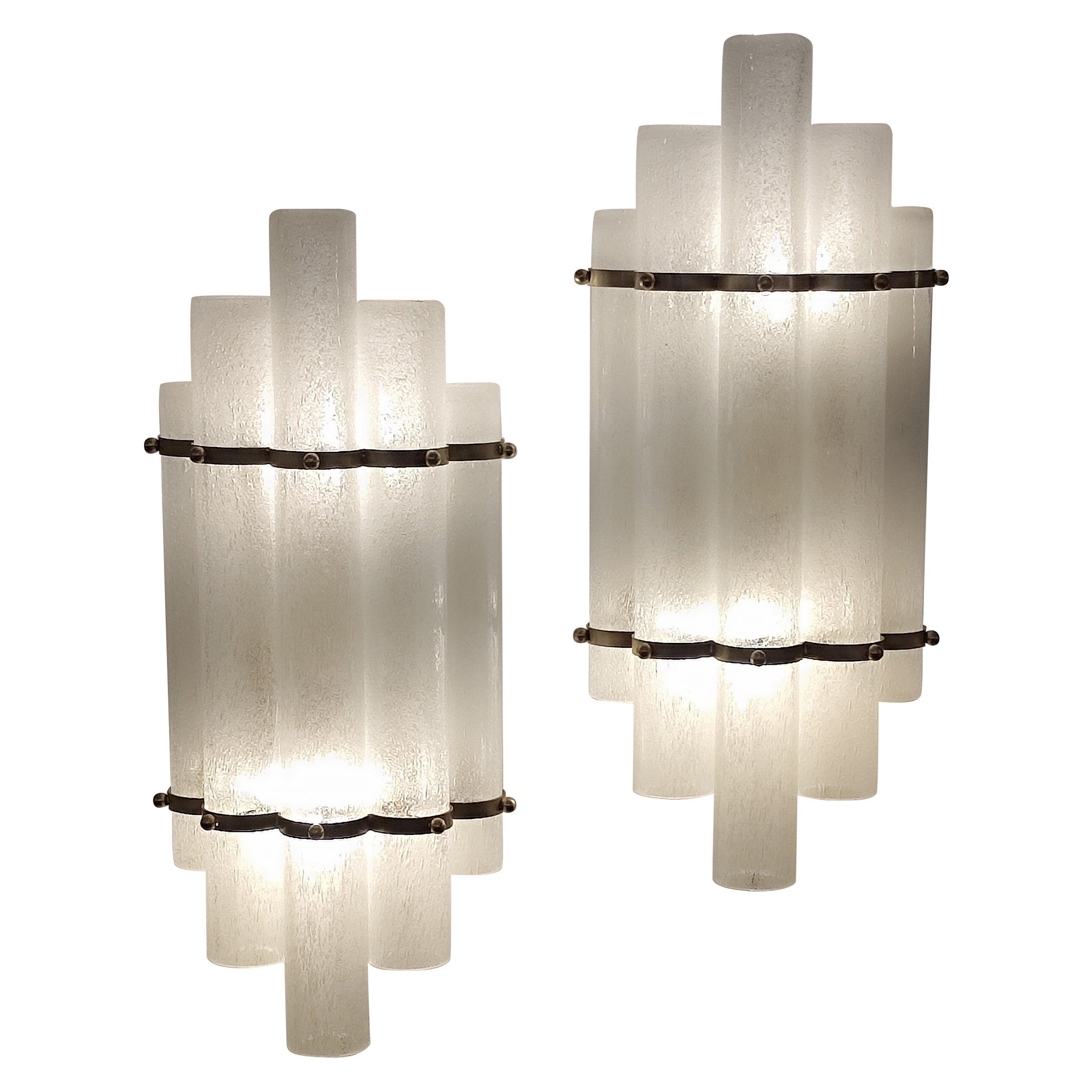 Coppia di lampade in ottone e vetro di Murano