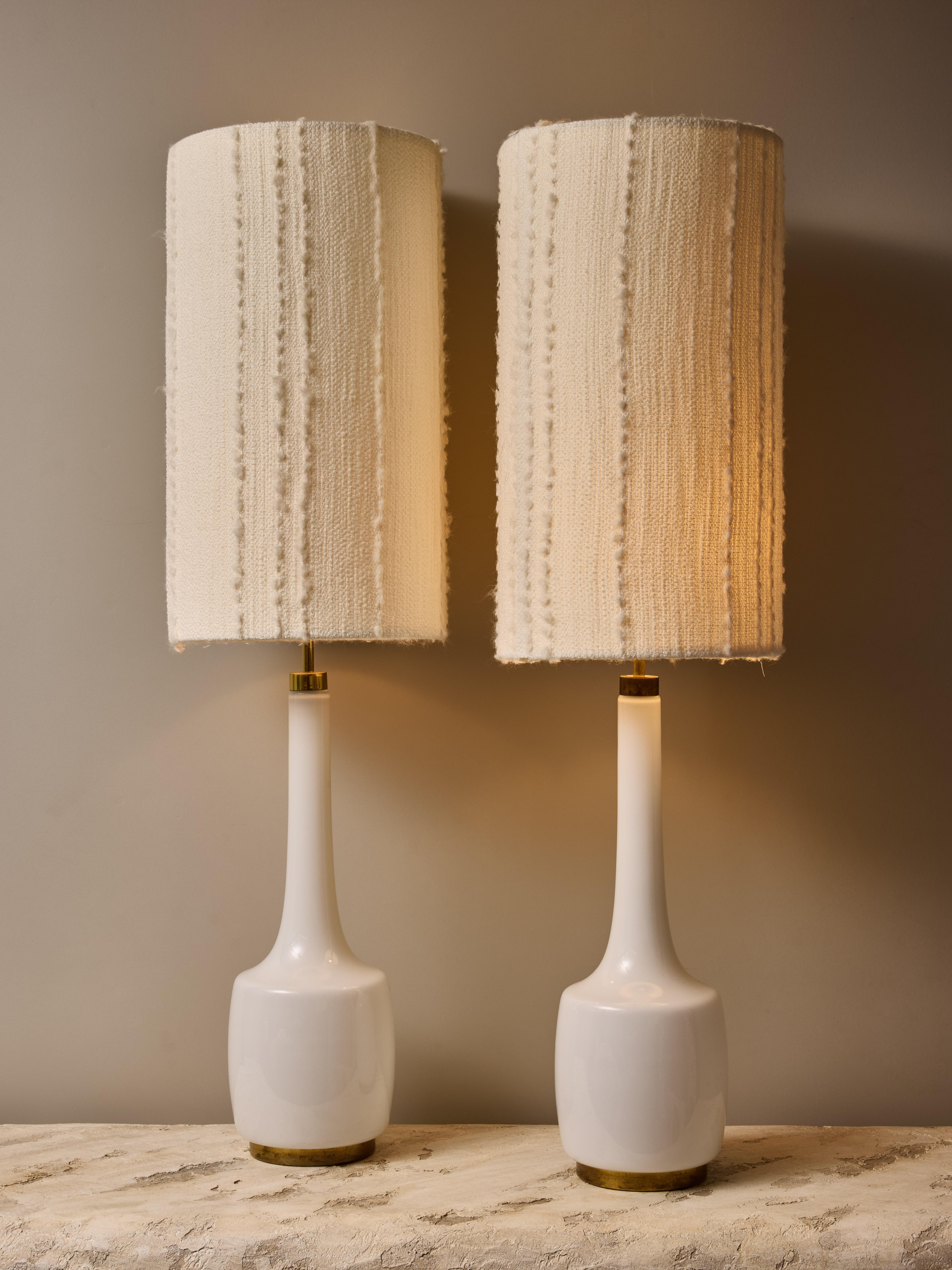 Scandinavian Modern Pair of Brass and Opaline Glass Table Lamps by Bergboms For Sale