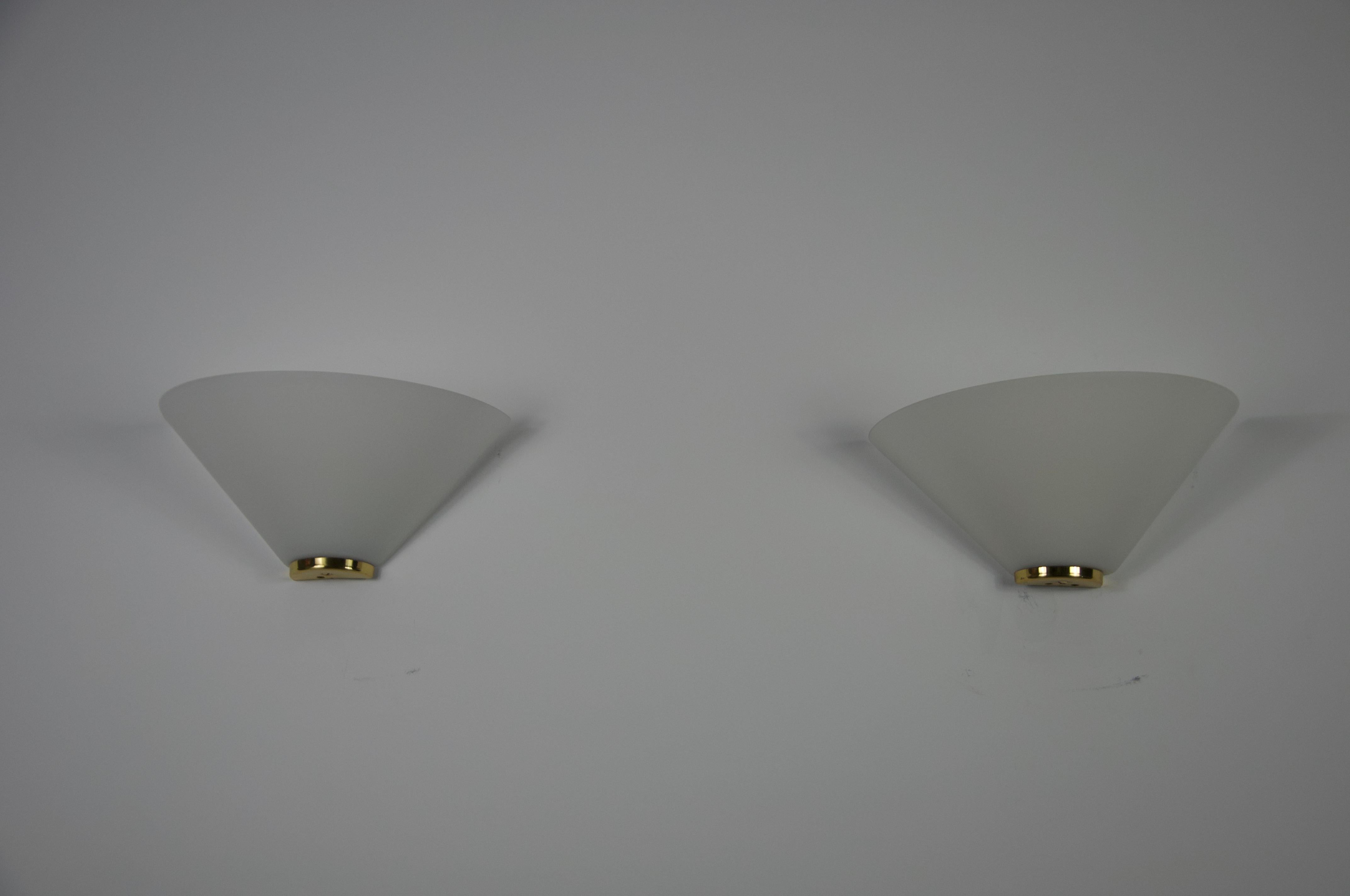 Pair of Brass and Opaline Glass Wall Lamps by Glashütte Limburg, 1960s For Sale 4