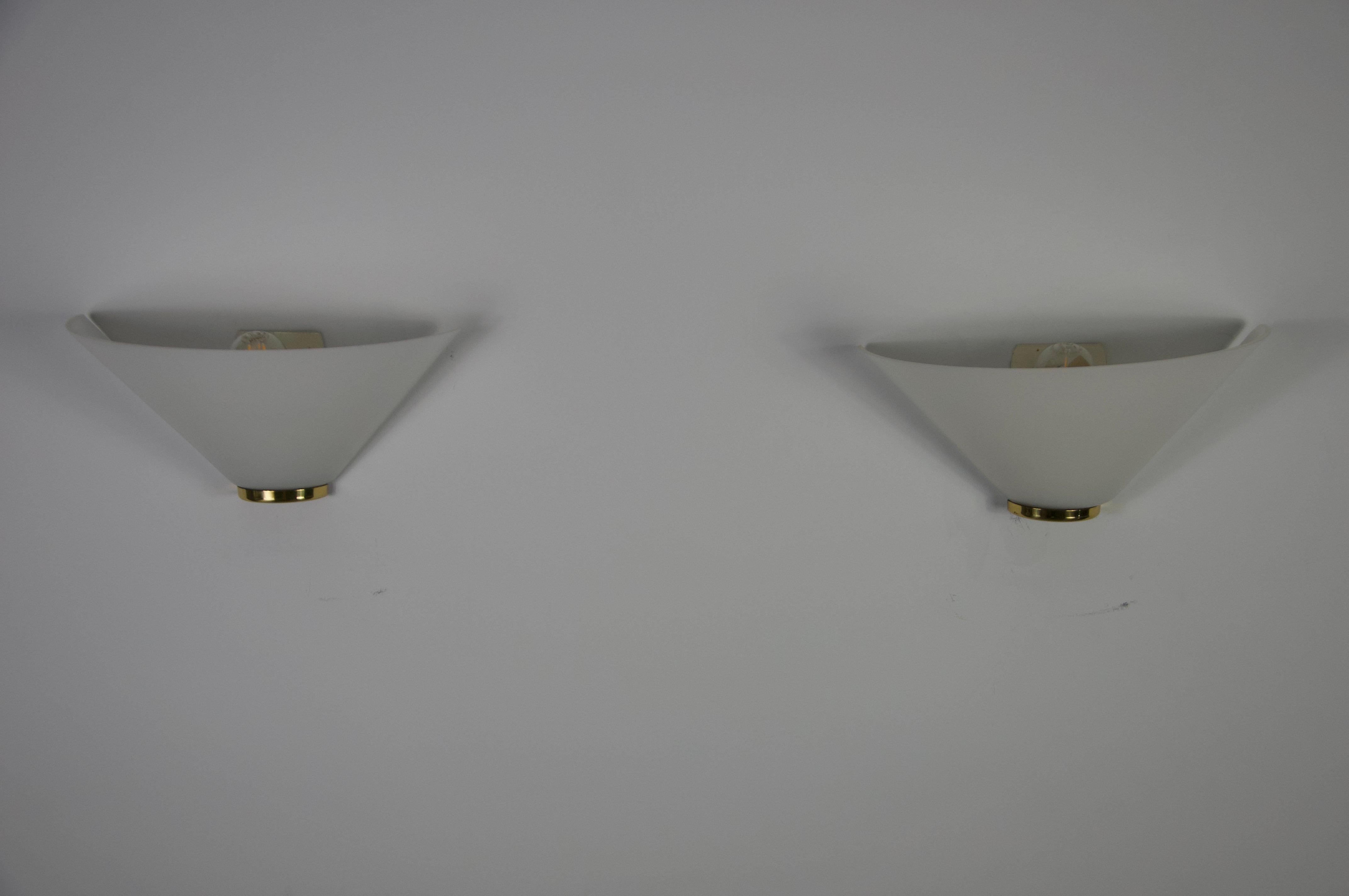 Mid-Century Modern Pair of Brass and Opaline Glass Wall Lamps by Glashütte Limburg, 1960s For Sale