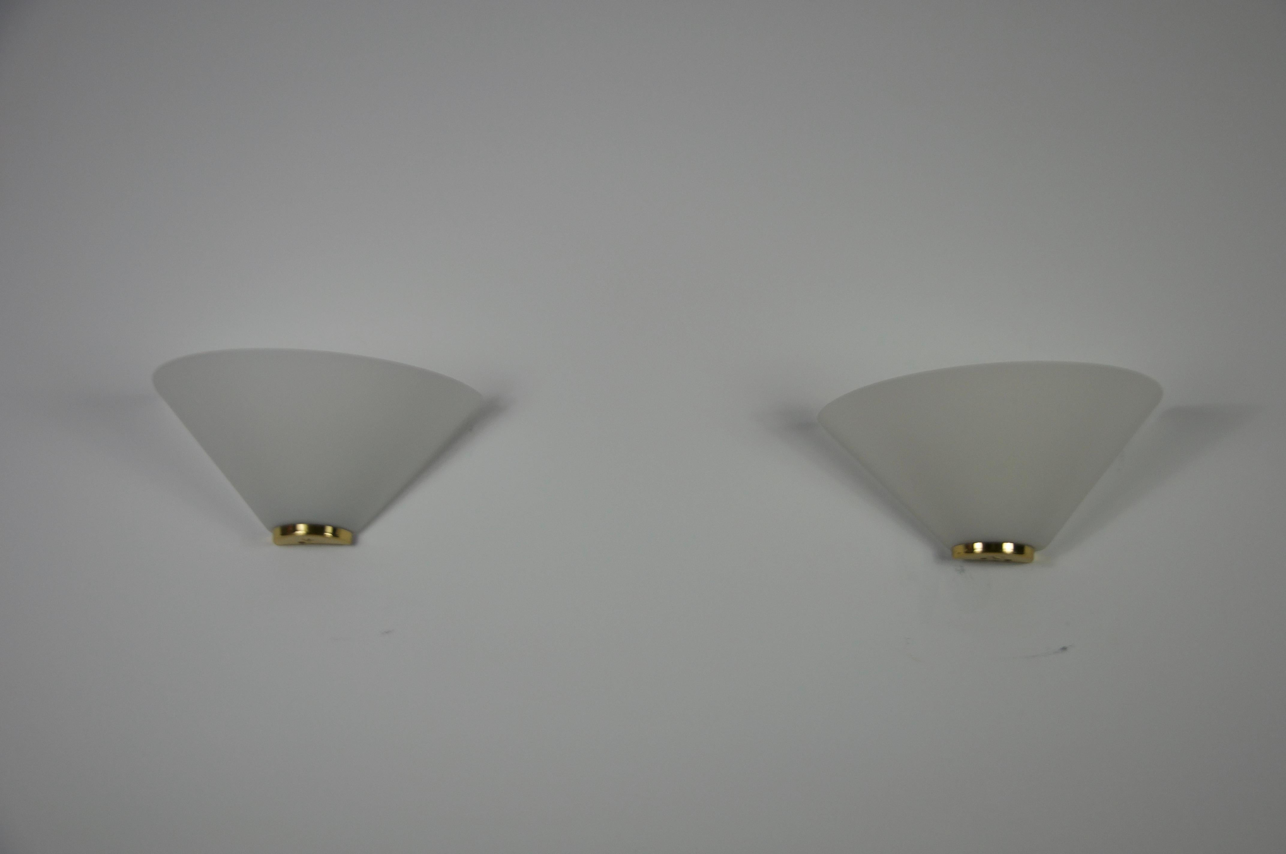 Pair of Brass and Opaline Glass Wall Lamps by Glashütte Limburg, 1960s For Sale 3
