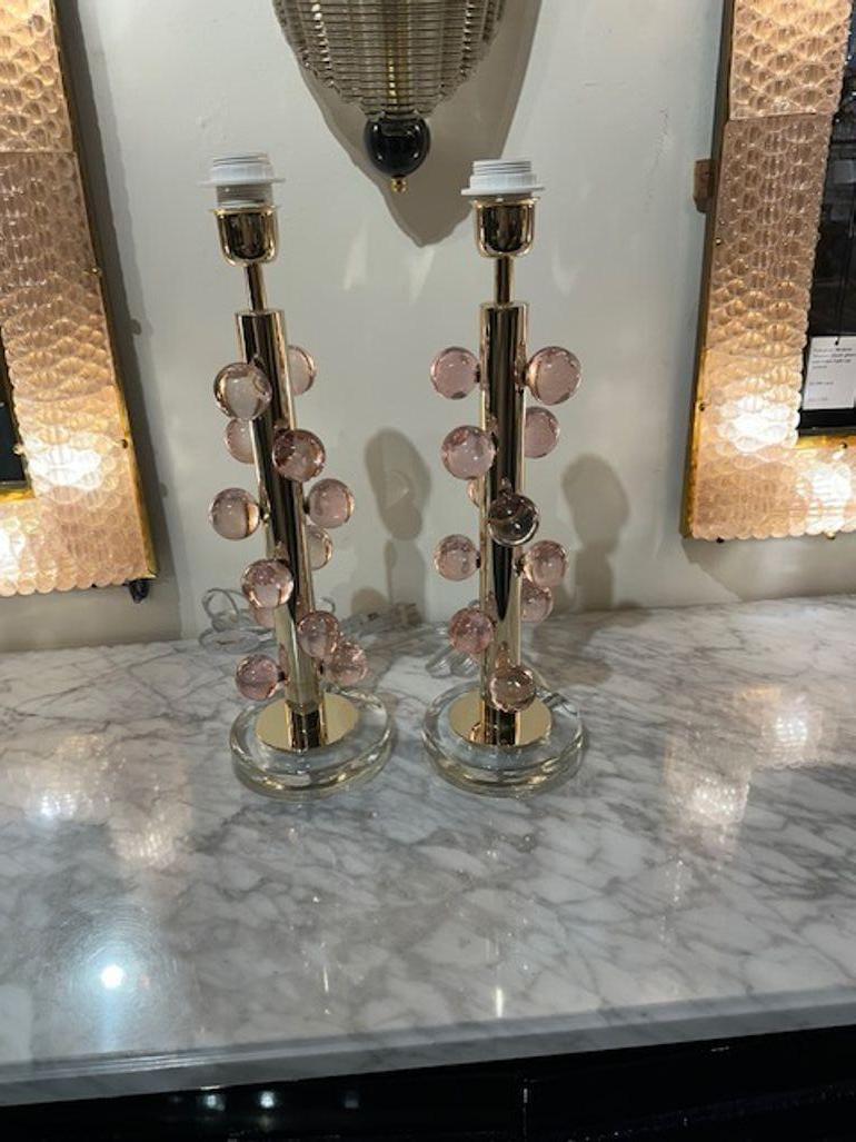 Pair of Brass and Pink Glass Ball Form Lamps In Good Condition For Sale In Dallas, TX