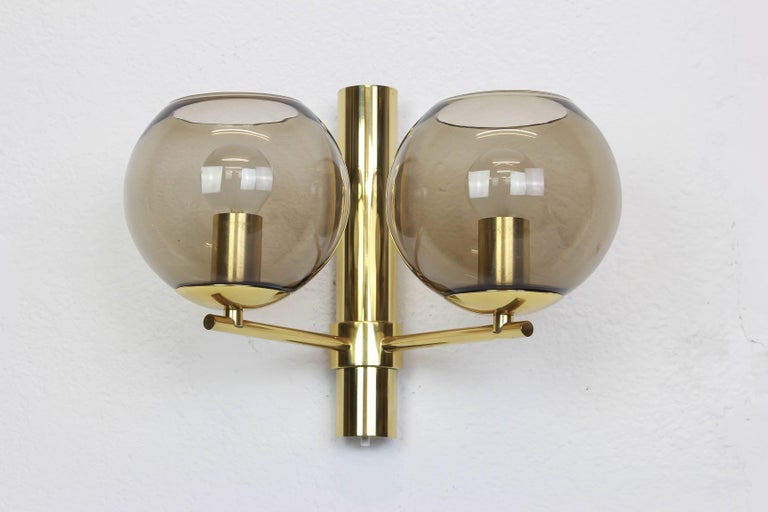 Mid-Century Modern Pair of Brass and Smoke Glass Sconces, Sciolari, Italy, 1960s For Sale