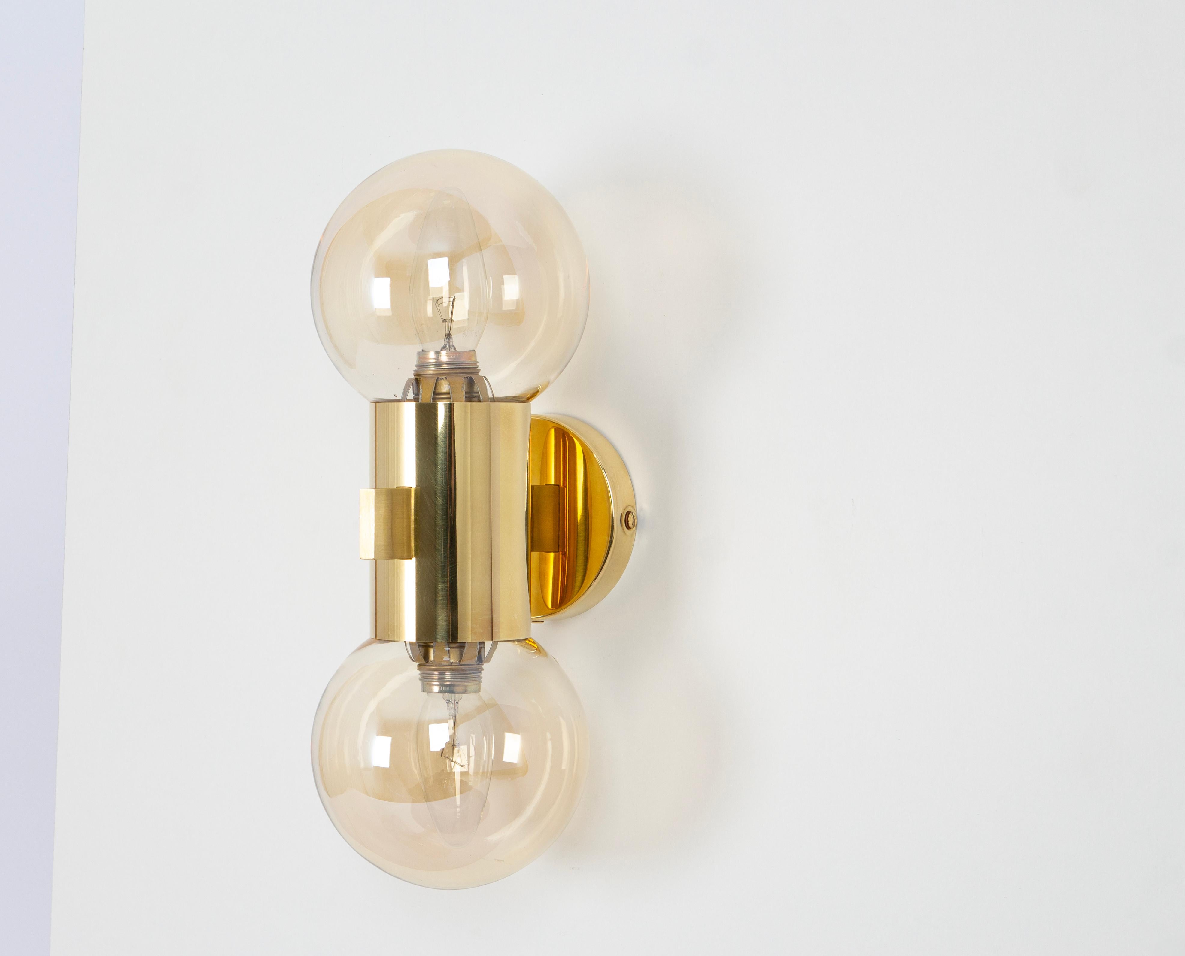Mid-Century Modern Pair of Brass and Smoke Glass Sconces, Sciolari Stil, Germany, 1970s For Sale