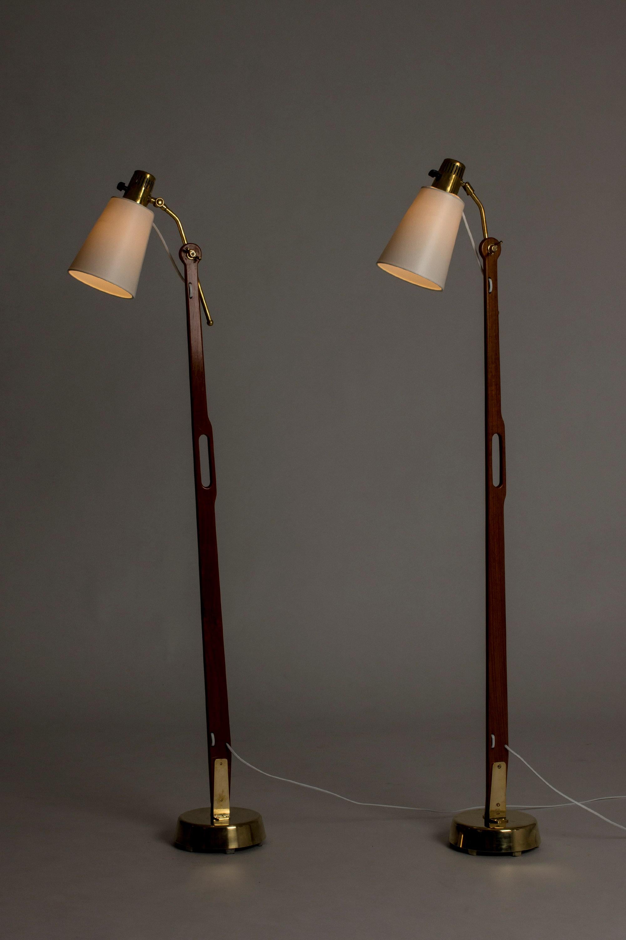 Scandinavian Modern Pair of Brass and Teak Floor Lamps by Hans Bergström