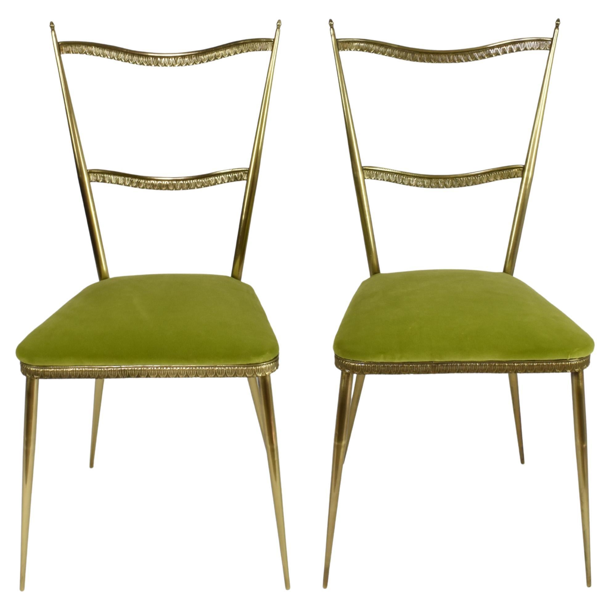 Paire de chaises italiennes en laiton et velours dans le style des années 1950