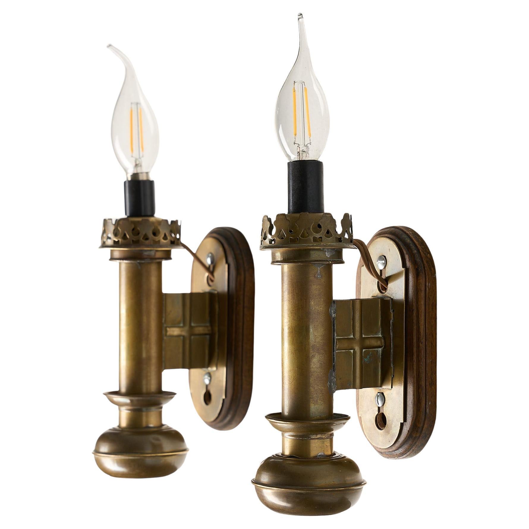 Pair of Brass and Wood Classic Wall Sconces For Sale