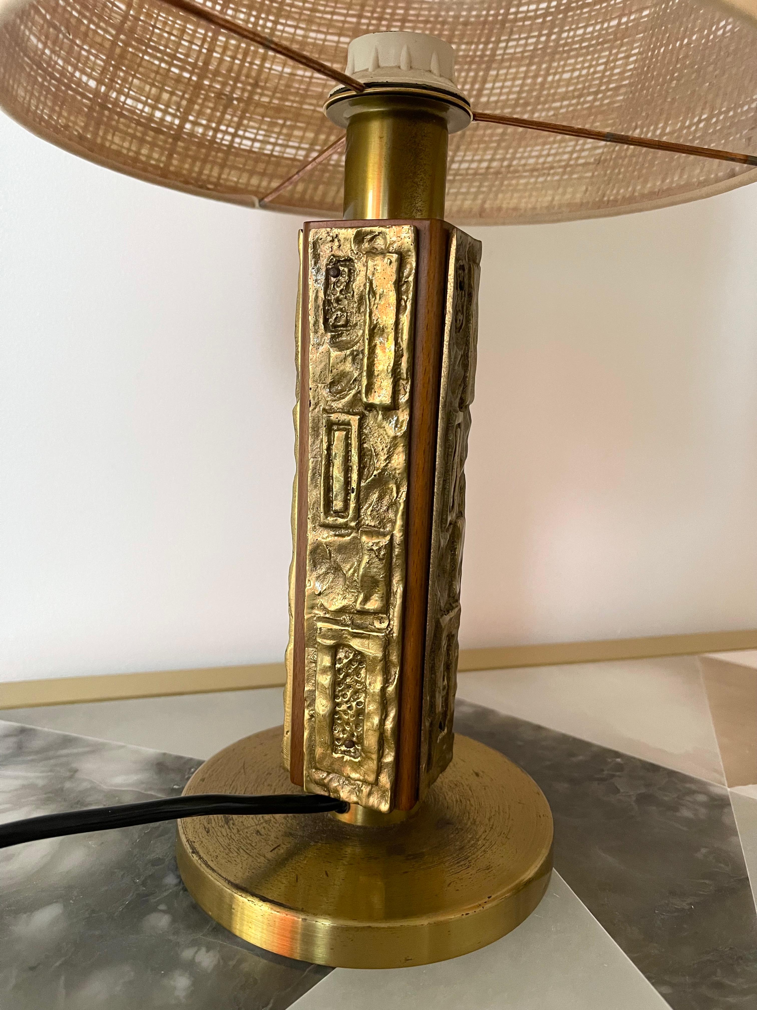 Pair of Brass and Wood Sculpture Lamps by Angelo Brotto for Esperia Italy, 1970s For Sale 4