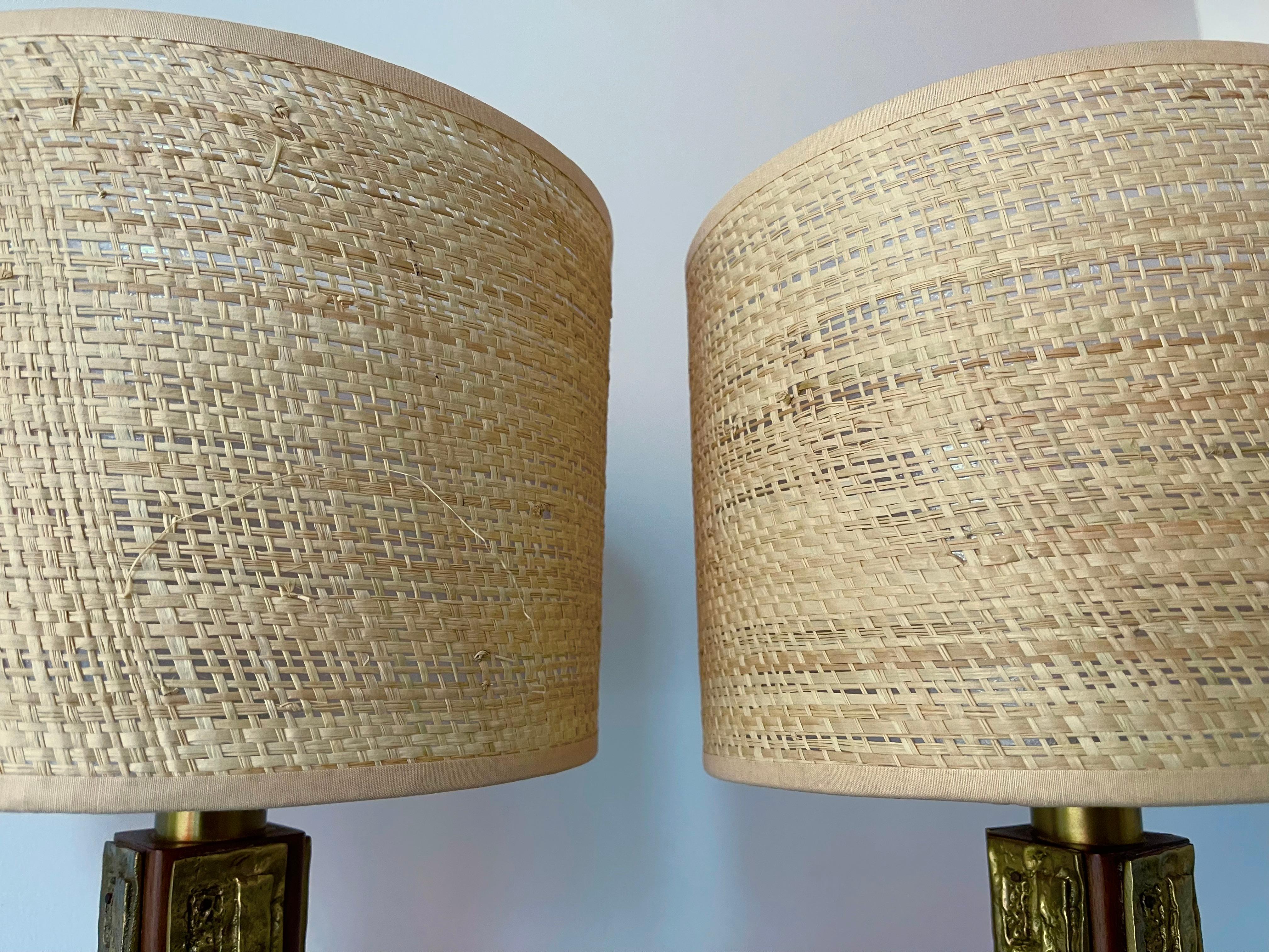 Pair of Brass and Wood Sculpture Lamps by Angelo Brotto for Esperia Italy, 1970s For Sale 1