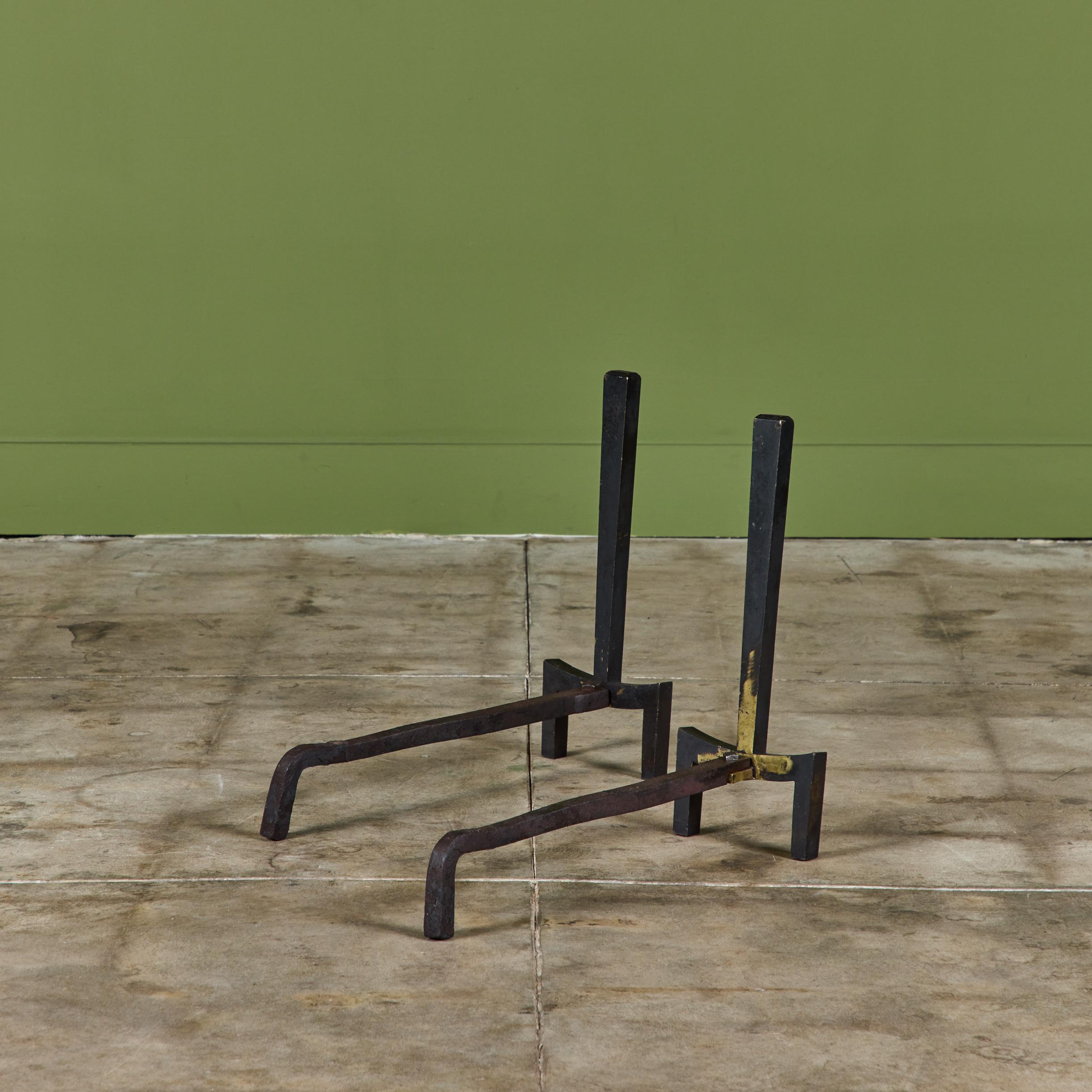Pair of Brass Andirons by Saarinen Swanson Group In Good Condition For Sale In Los Angeles, CA