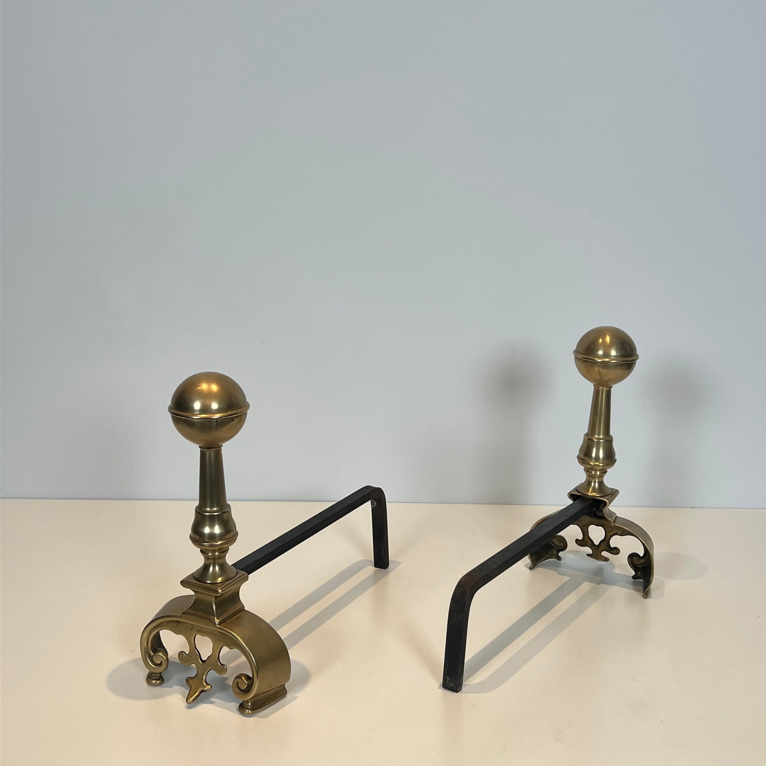 Pair of Brass Andirons In condizioni buone in vendita a Marcq-en-Barœul, Hauts-de-France