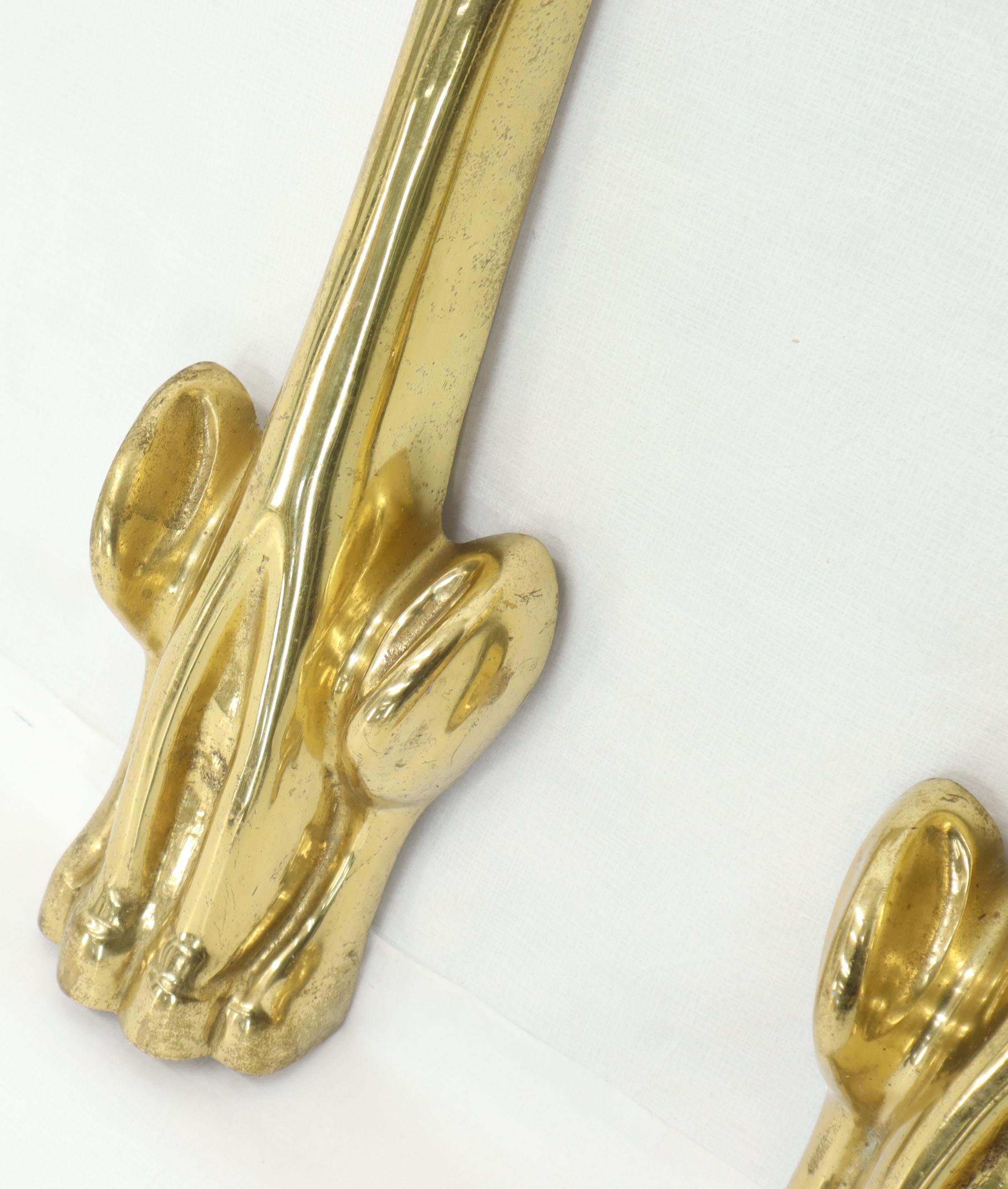 Coppia di candelabri in ottone Modern Deco Arts & Crafts in vendita 2