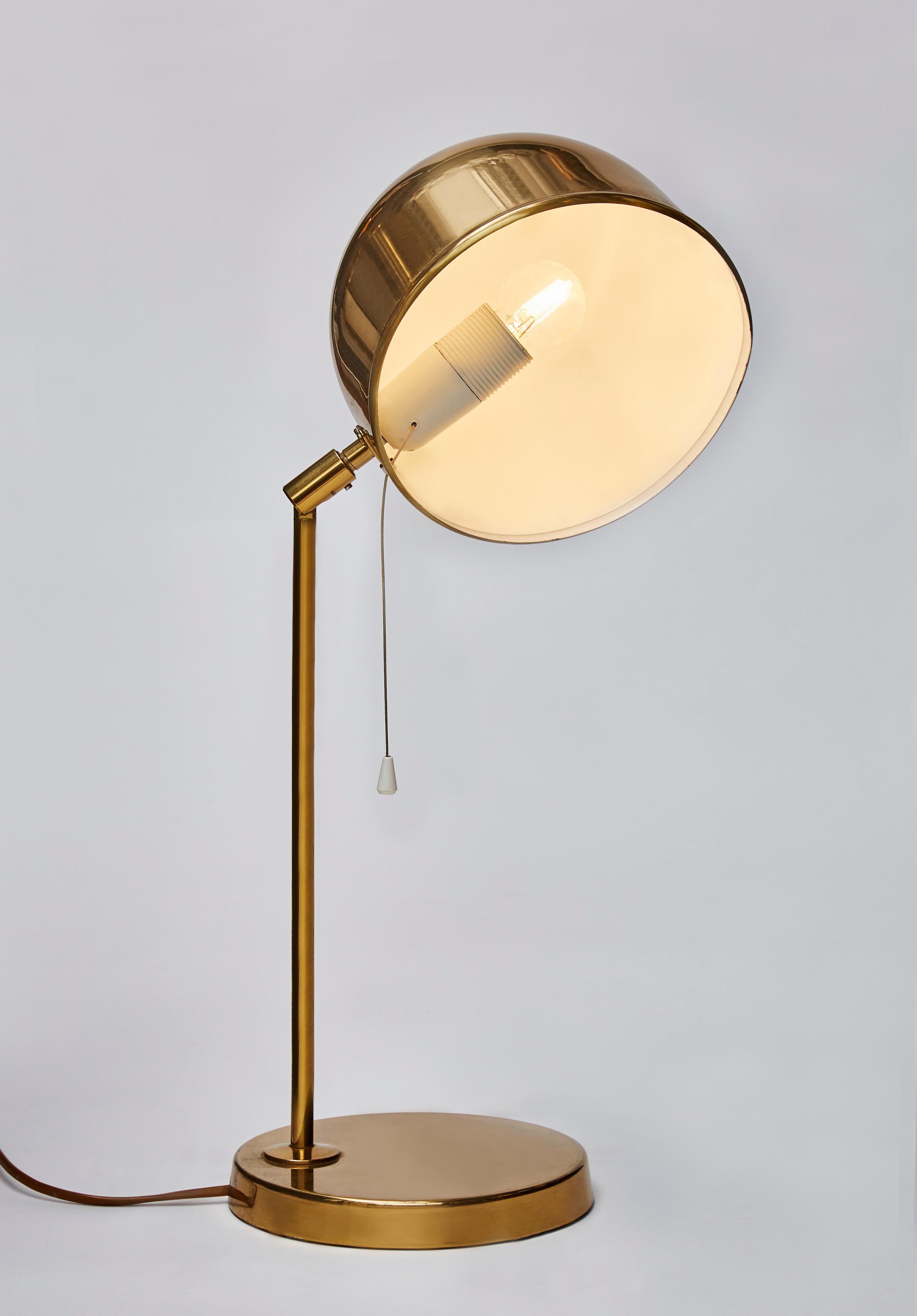 Pair of Brass B-075 Bergboms Table Lamps In Good Condition For Sale In Saint-Ouen, IDF