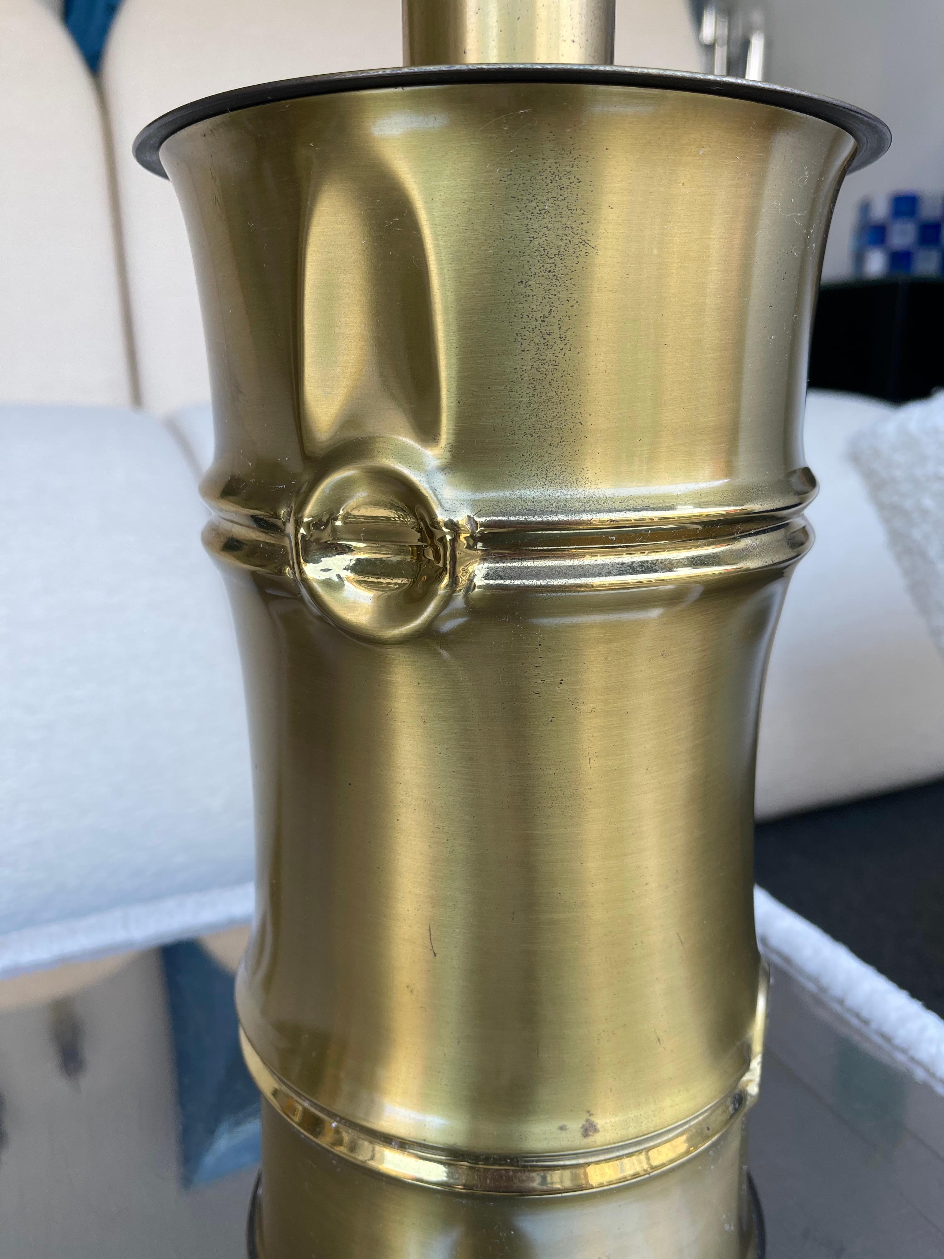 Coppia di lampade di bambù in ottone, Italia, anni '70 2