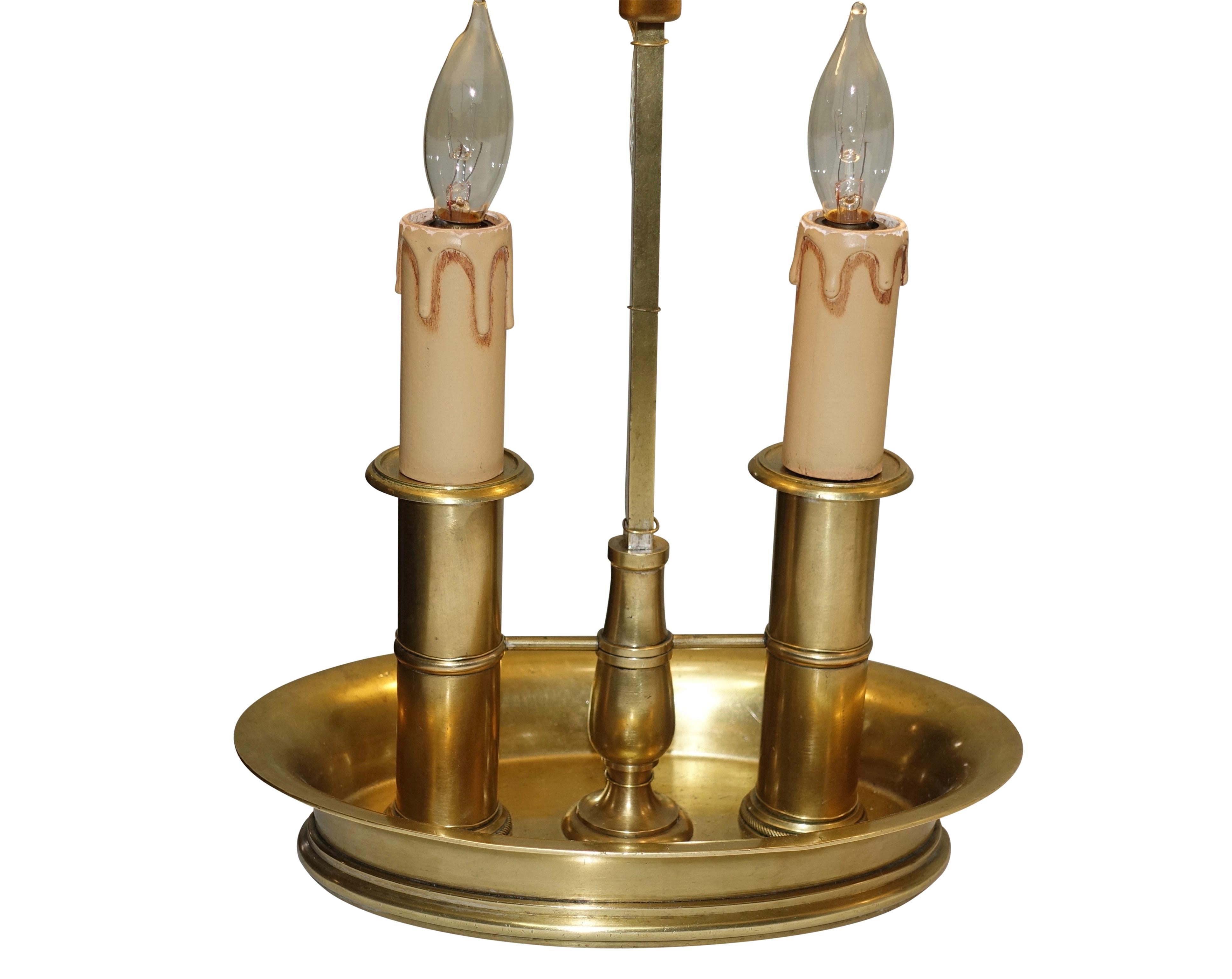 Pair of Brass Bouilotte Lamps with Yellow Tole Shades, French Early 19th Century (19. Jahrhundert)