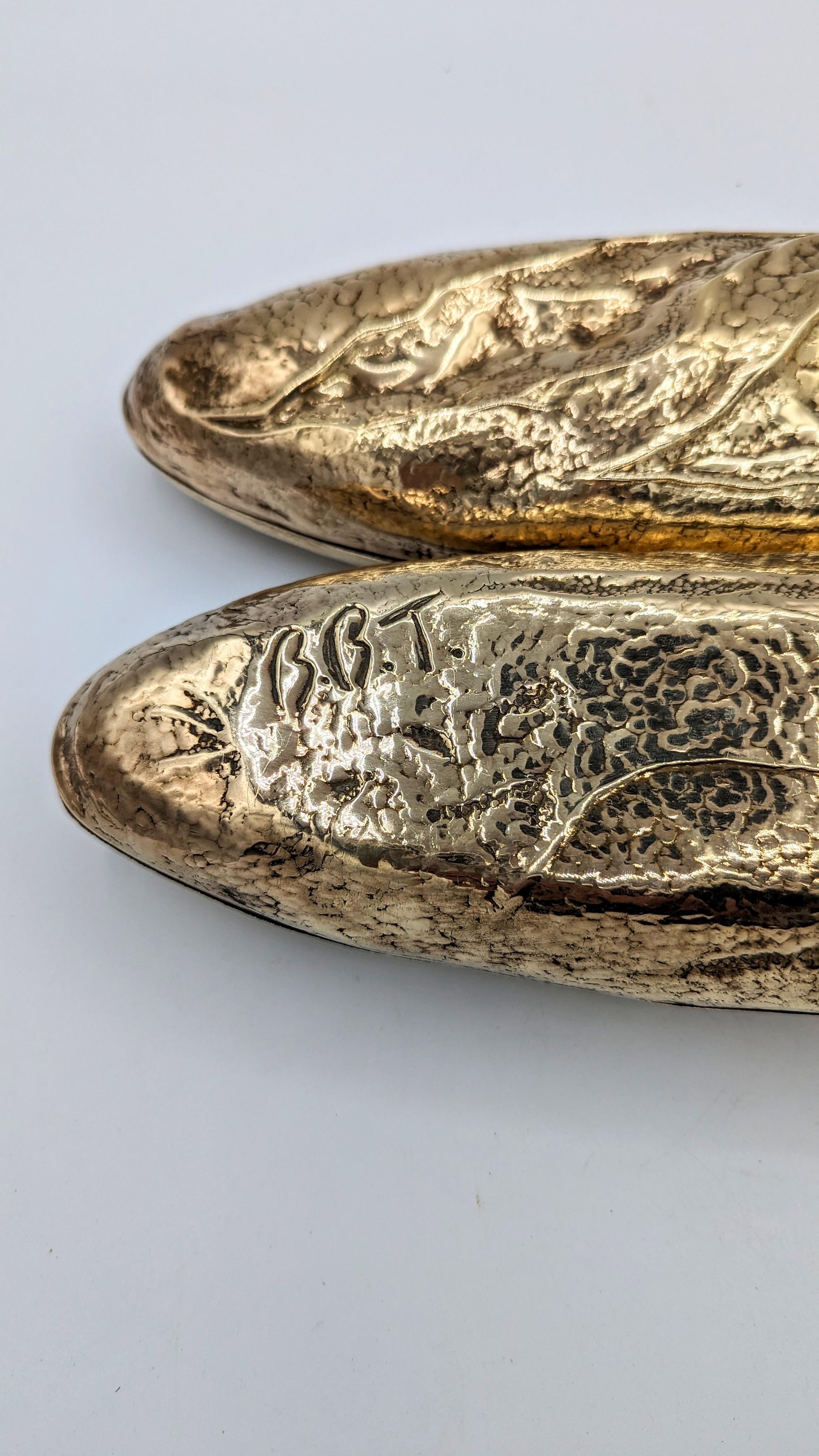 Pair of Brass Bread-Shape Boxes, Signed, 1960s For Sale 4