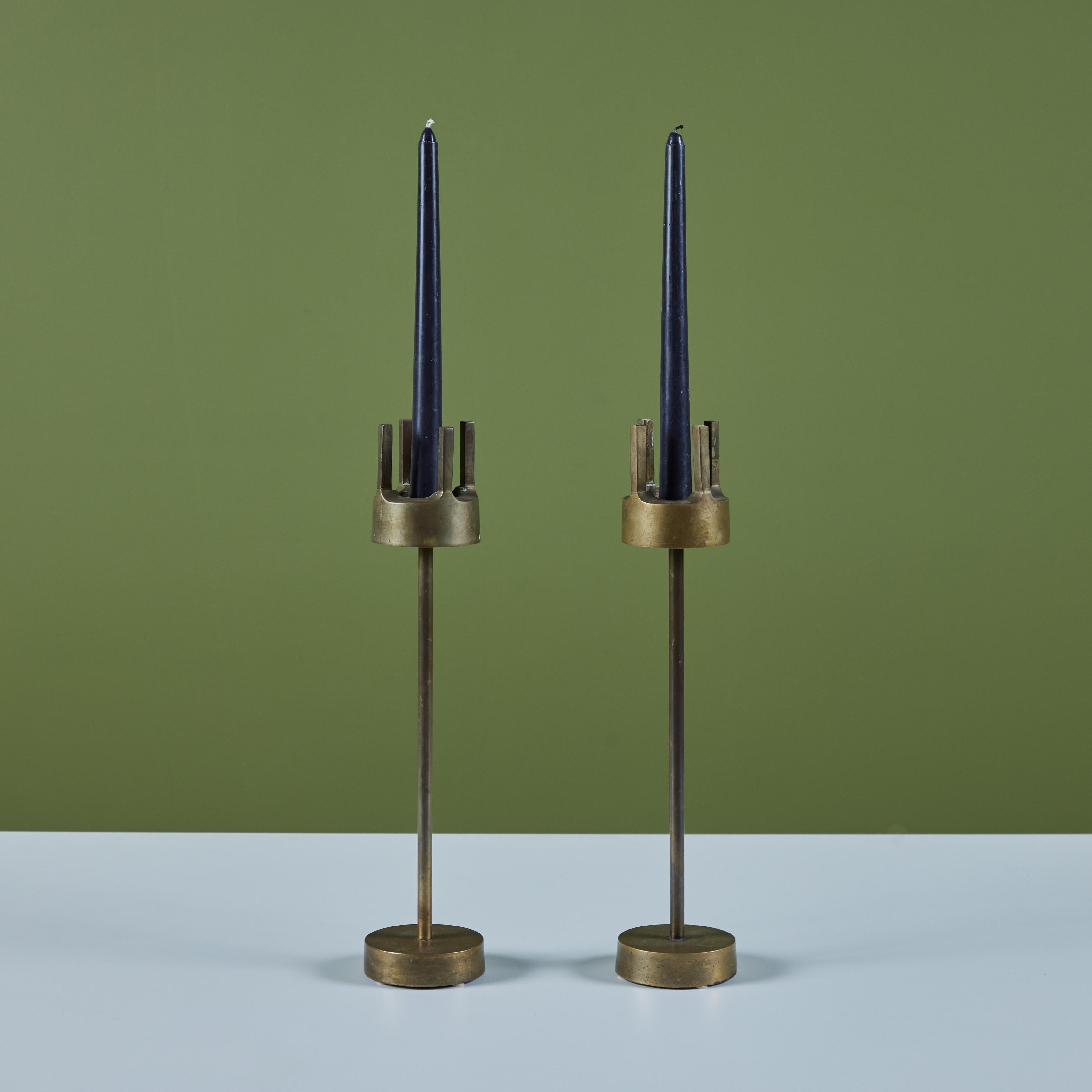 Pair of Brass Brutalist Candlesticks In Excellent Condition For Sale In Los Angeles, CA