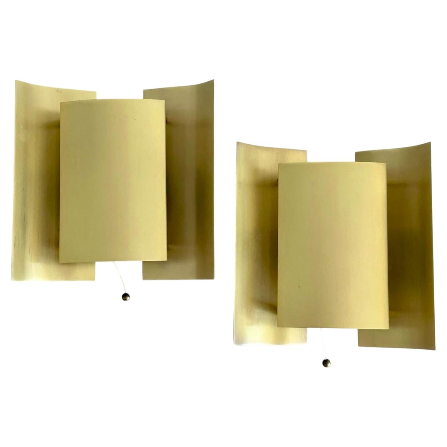 Can you add a pull chain to a light fixture?