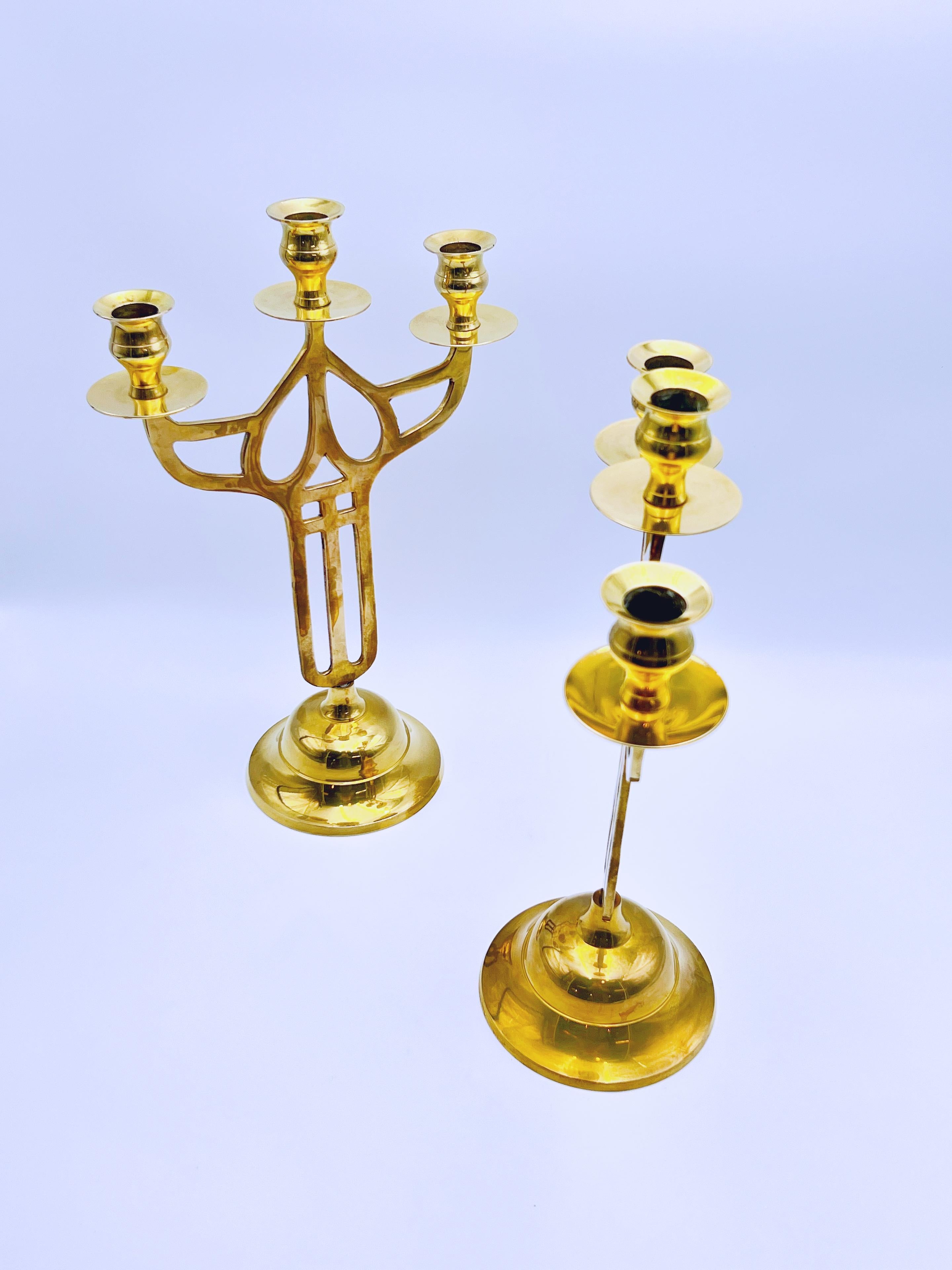 Pareja de Candelabros de Latón - Art Nouveau / Arts & Crafts en venta 7