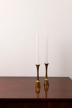 Coppia di bastoni da candela in ottone, attribuiti a Jens H. Quistgaard, anni '60