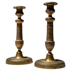 Coppia di candelieri in ottone, XIX secolo