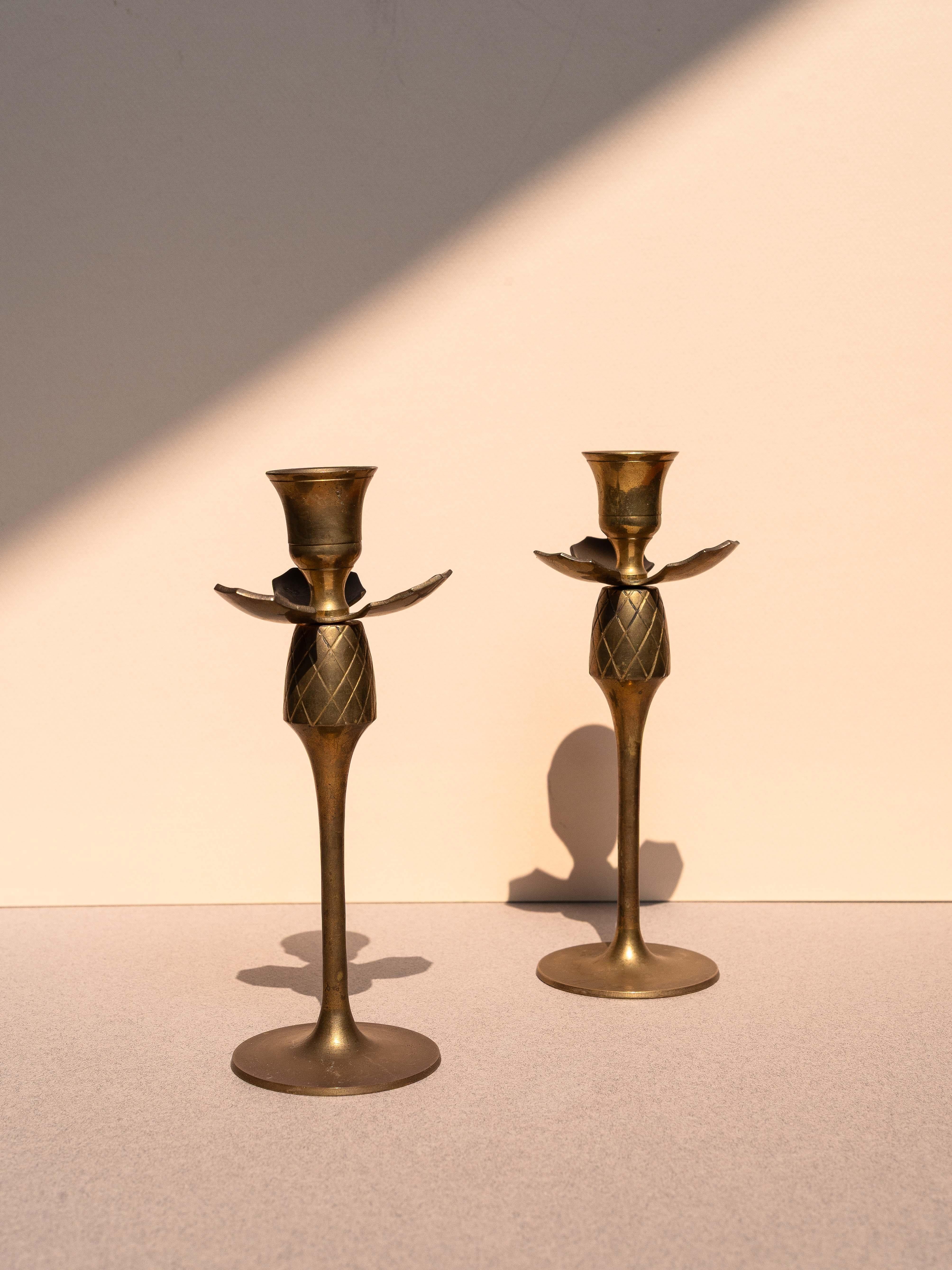 Hollywood Regency Pair of Brass Candlesticks, Pineapple Fruit, France 1920s en vente